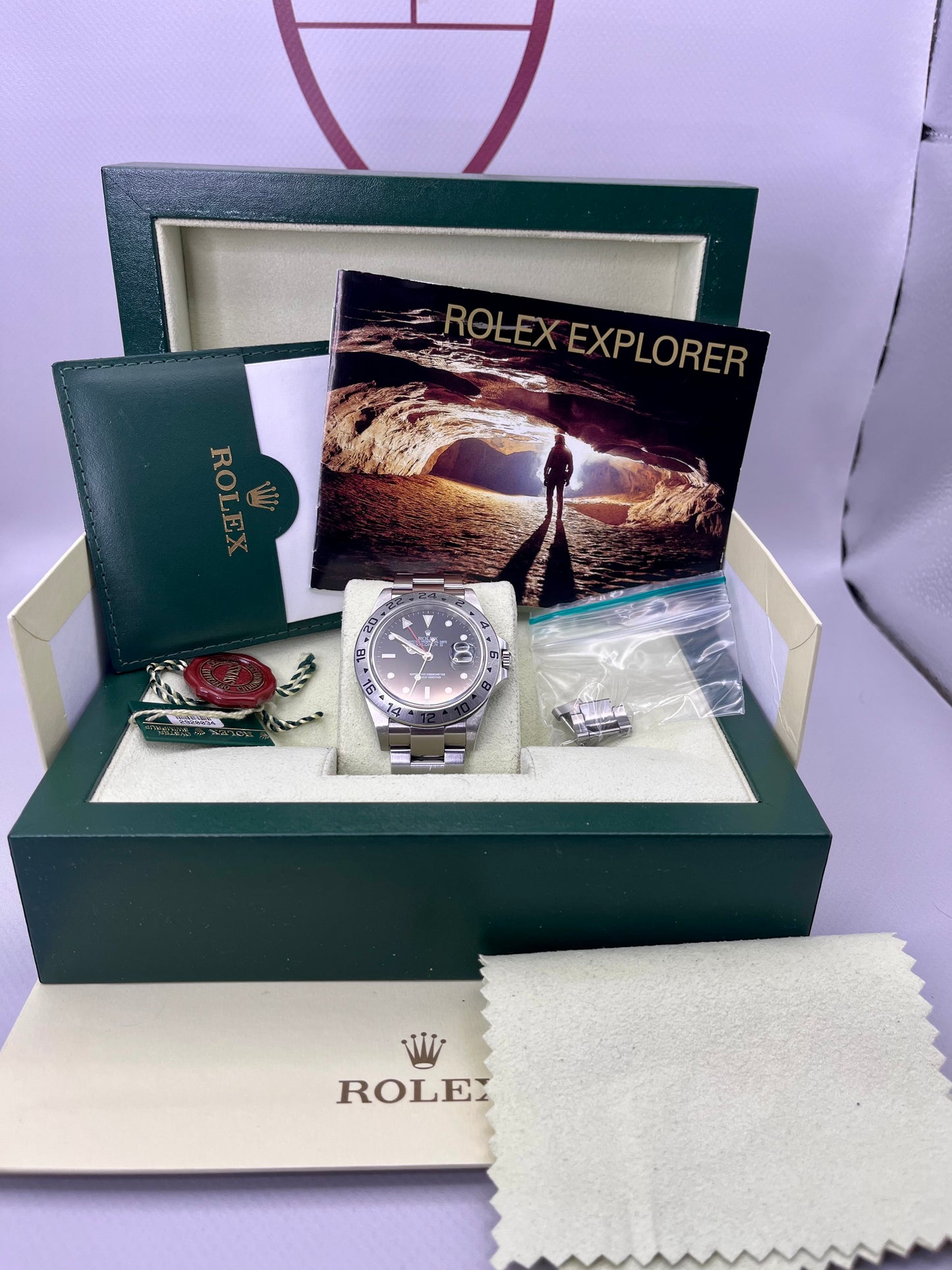 2006 ROLEX Explorer II GMT - 40mm - 16570 - Collector Set