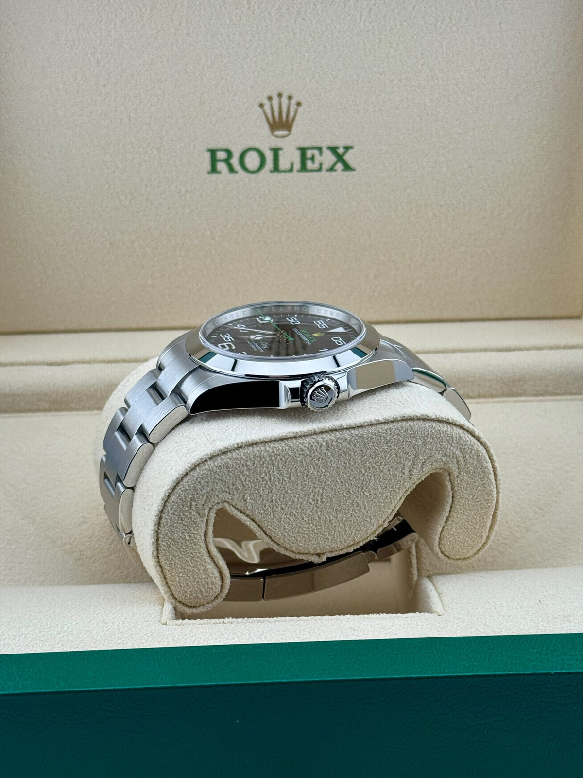 2025 ROLEX AirKing 126900 40mm Full Set Warranty to 2029