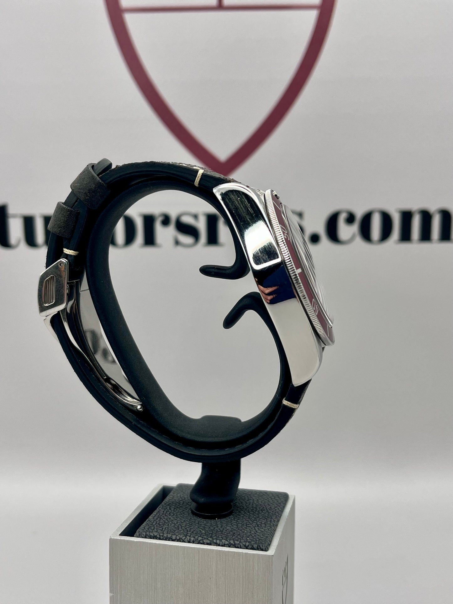 TUDOR Black Bay 79220R 'Smiley' - 41mm - Watch only & priced accordingly