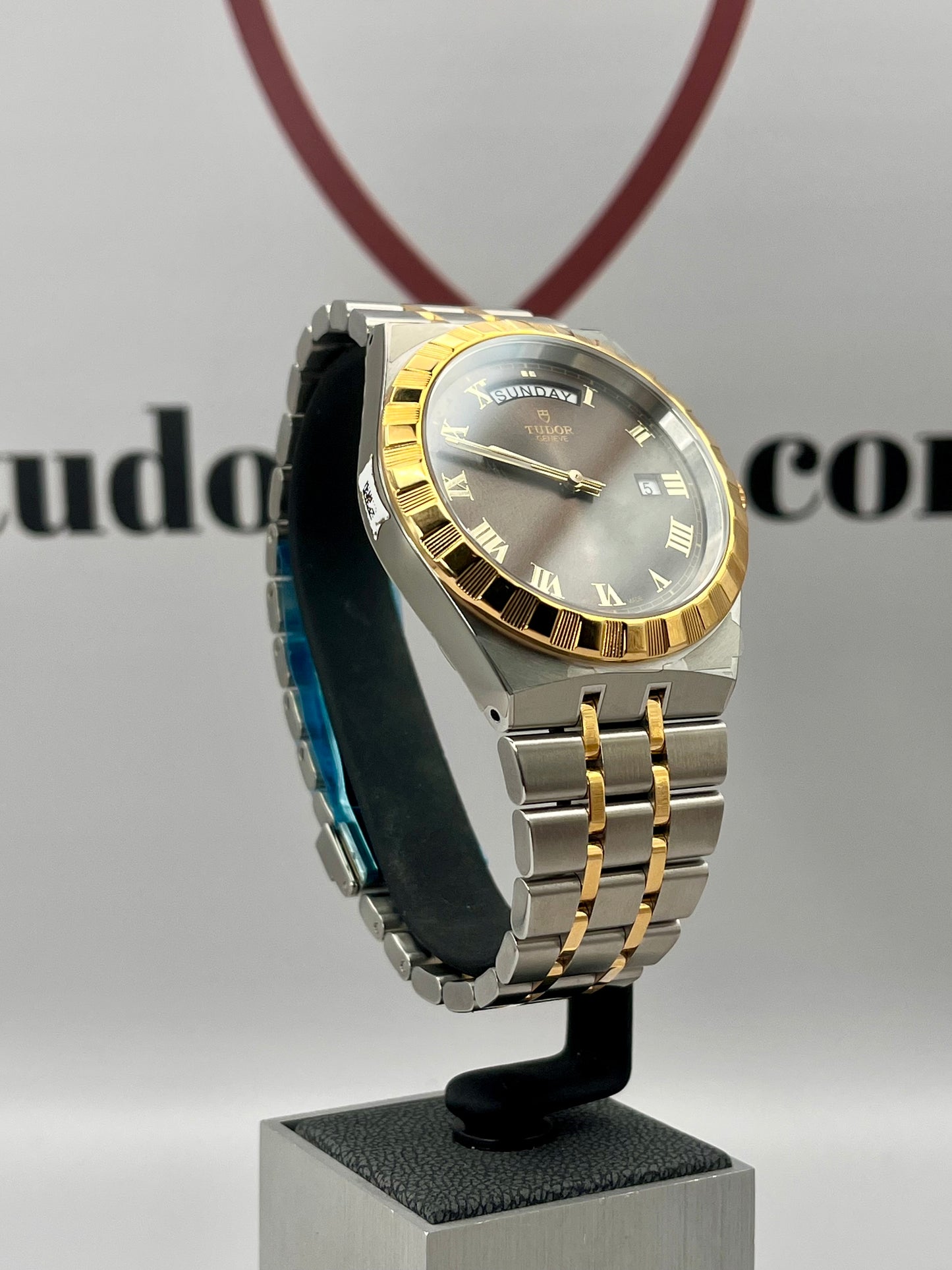 2025 *UNWORN* TUDOR Royal Day Date - 28603 - 41mm - Choc Dial