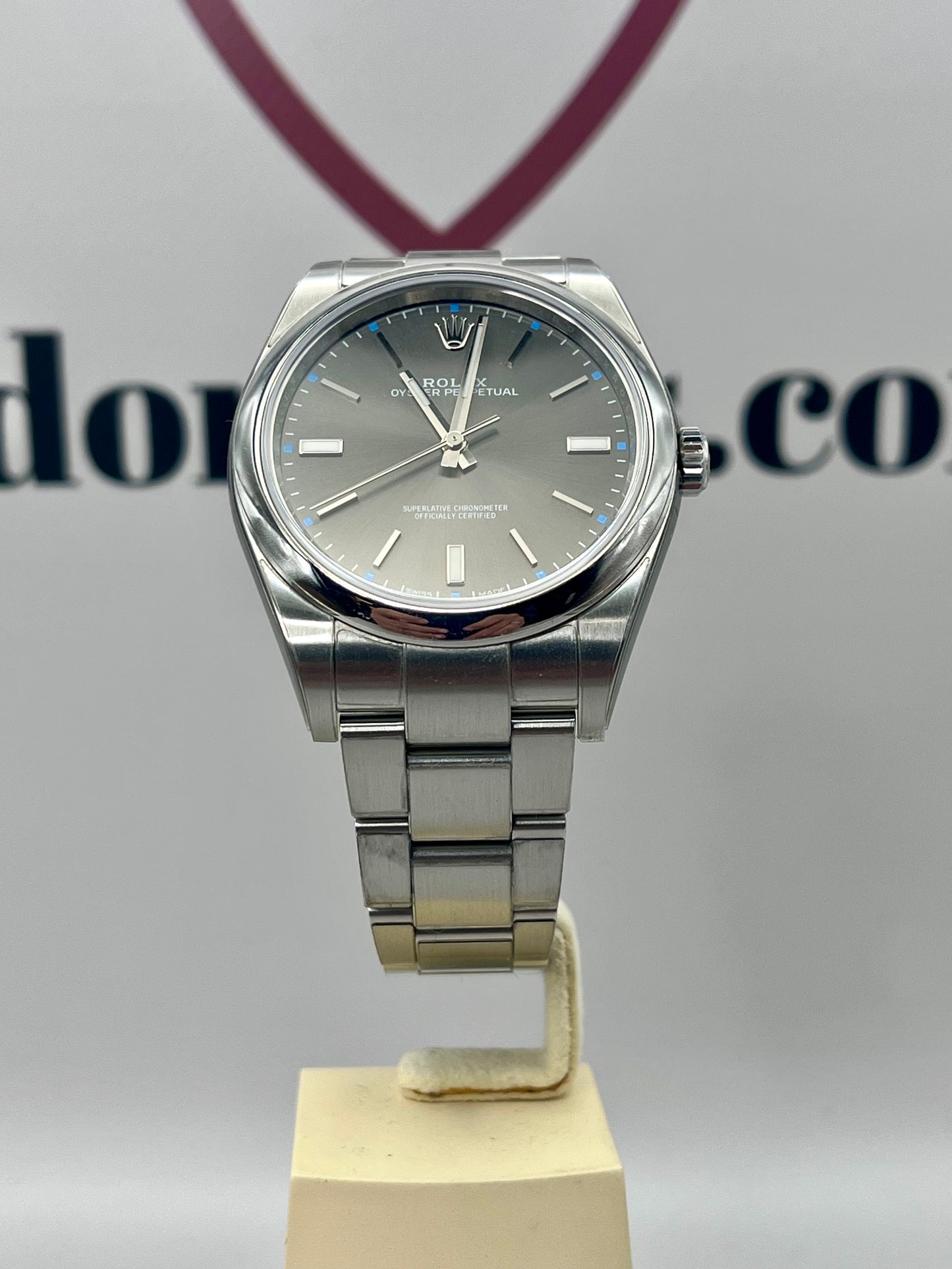 ROLEX Oyster Perpetual Rhodium Dial - 39mm - 114300 - Full Set