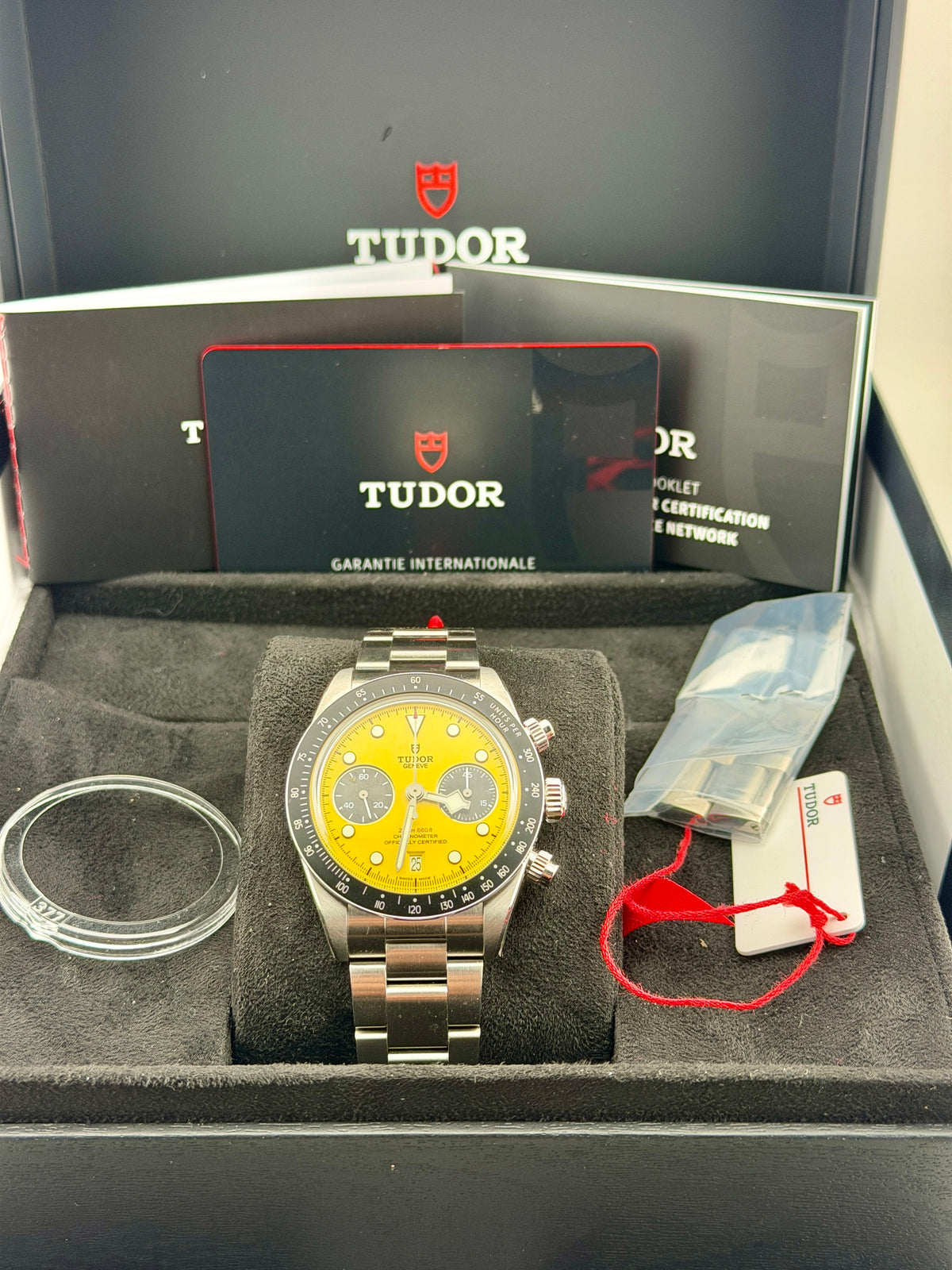 2026 TUDOR Black Bay Chrono BumbleBee M79310 39mm Full Set