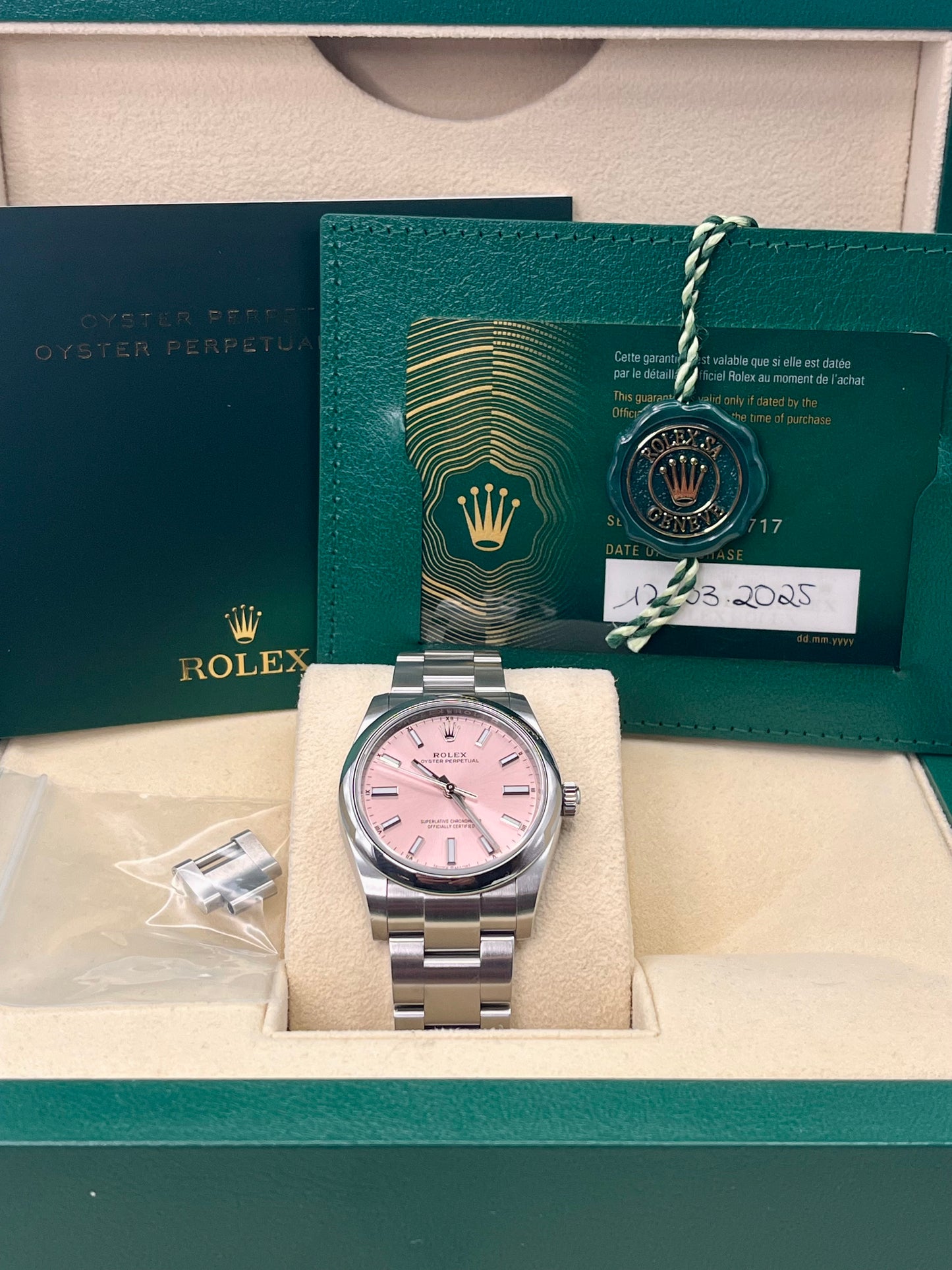 2025 ROLEX Oyster Perpetual Pink Dial - 124200 - 34mm - Full Set