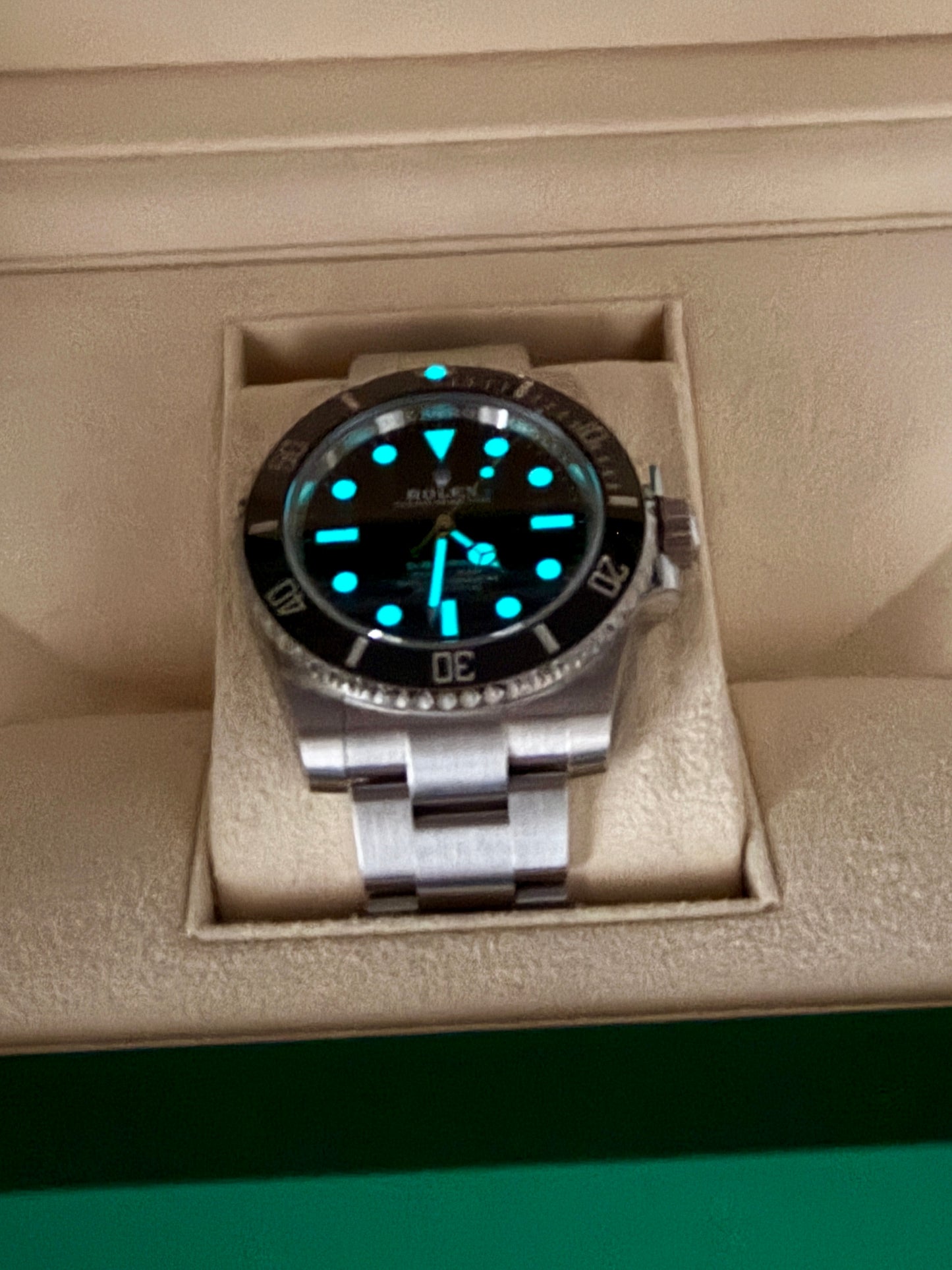 ROLEX Submariner No Date 114060 40mm