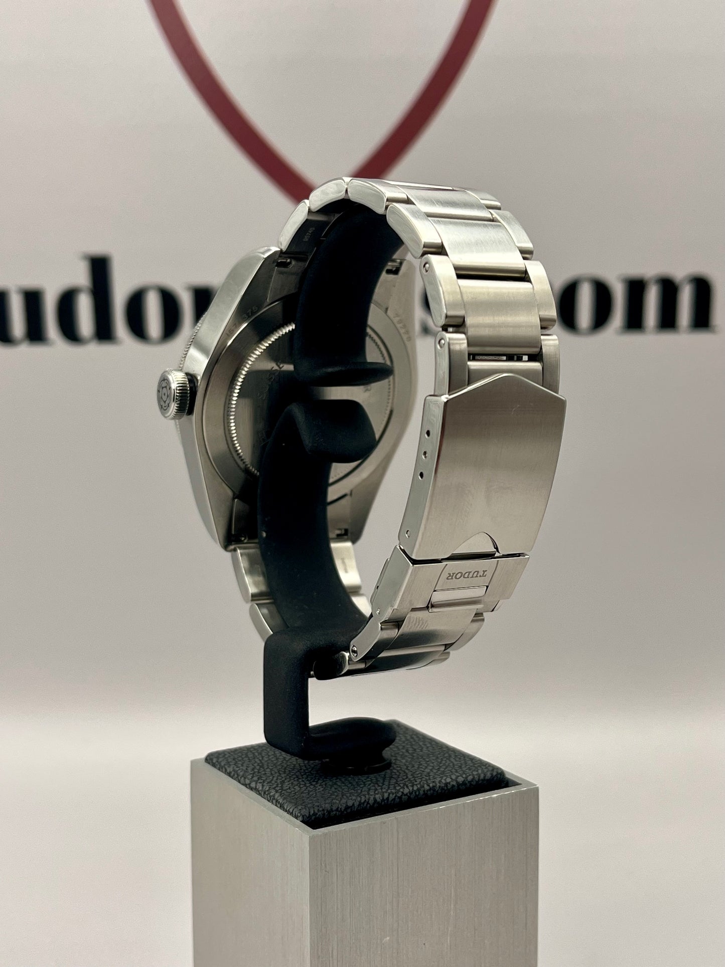 2015 TUDOR Black Bay 'Smiley' - 79220N - 41mm - Full Set - Serviced