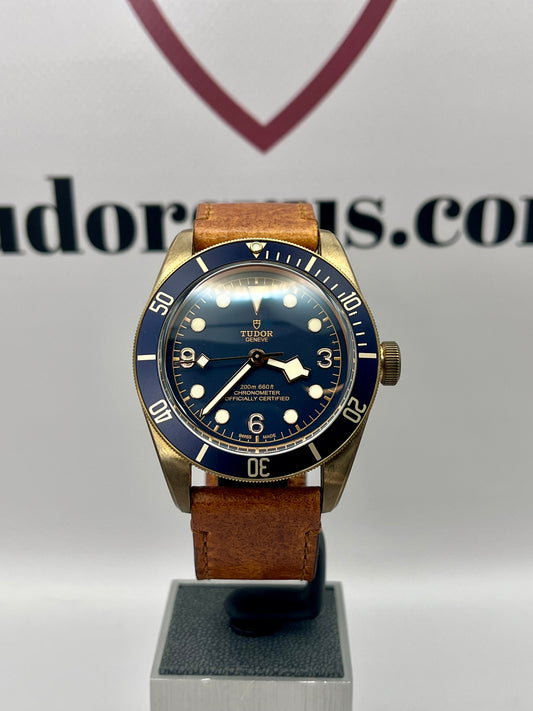 2023 TUDOR Black Bay Bronze Bucherer 79250BB 43mm 2 x OEM Straps