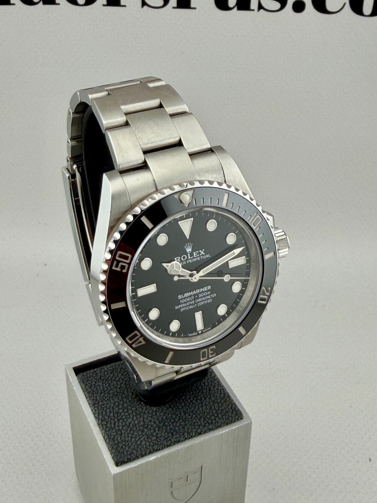 2022 ROLEX Submariner No Date 124060 41mm Full Set