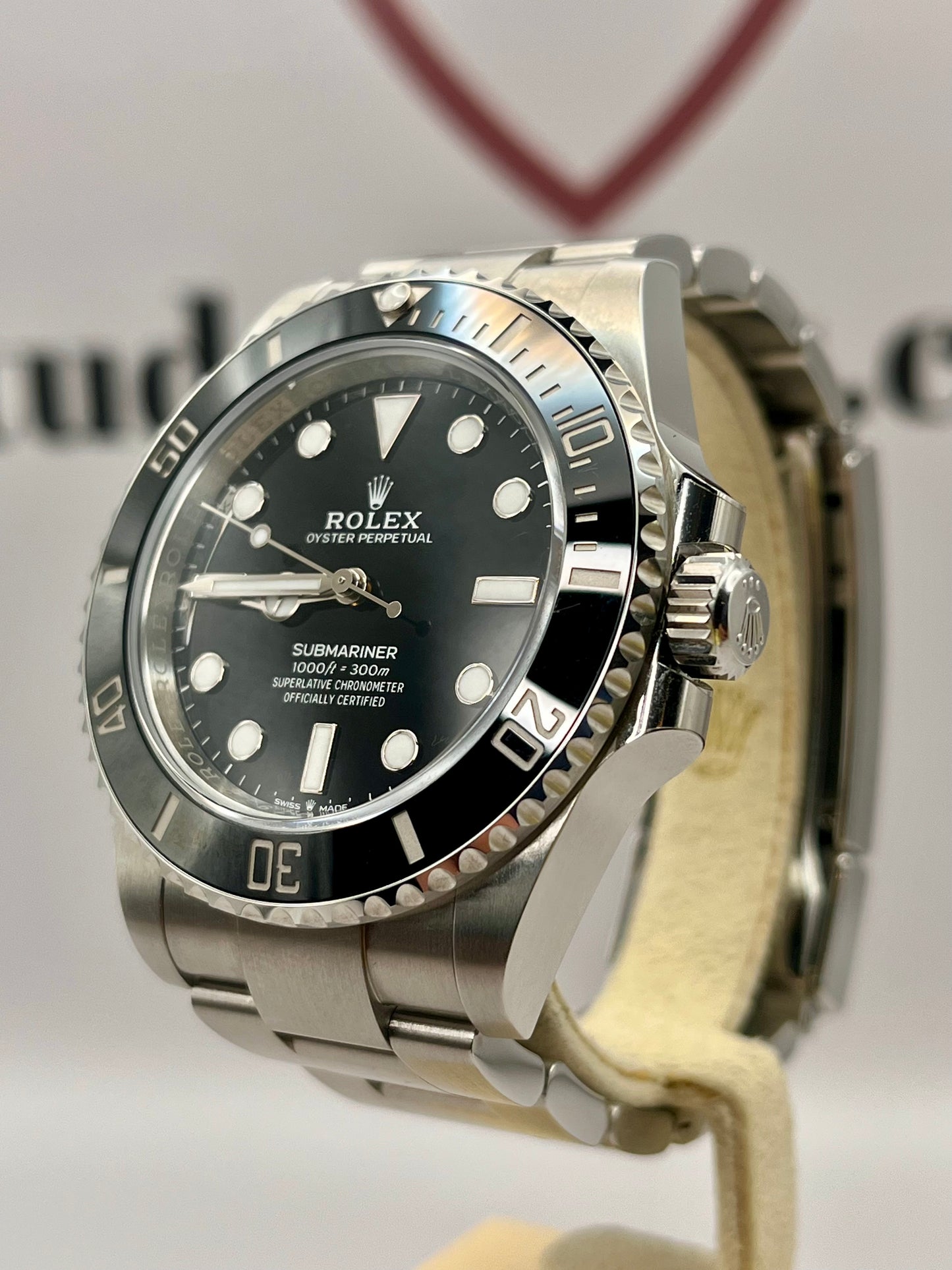 2025 **BRAND NEW** ROLEX Submariner - 124060 - 40 mm - Full Set