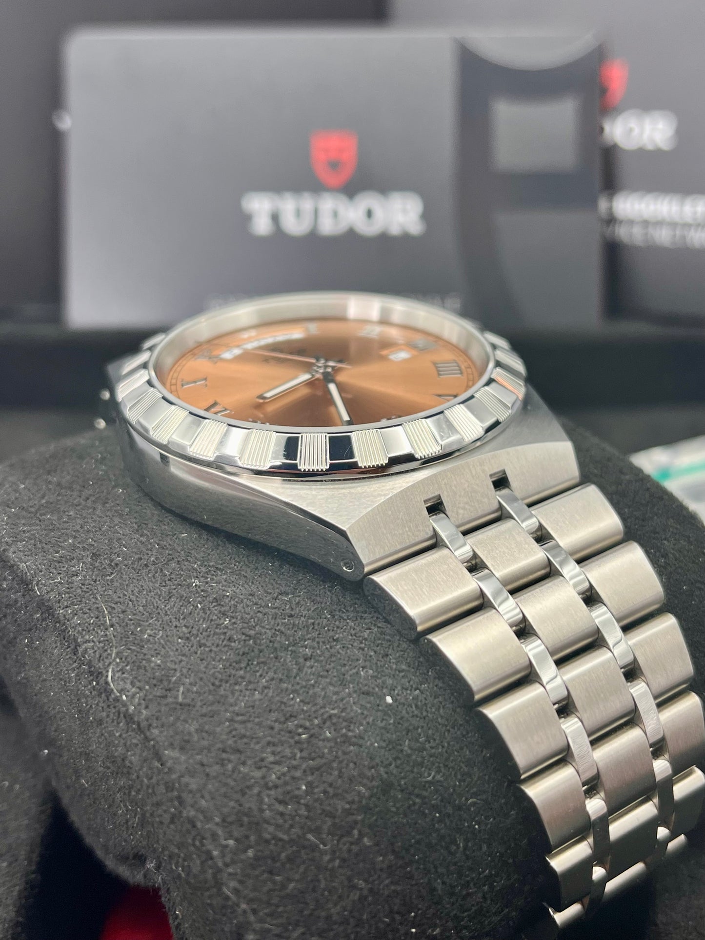 2024 TUDOR Royal Salmon 28600 - 41 mm - Full Set - Warranty to Sep 2029