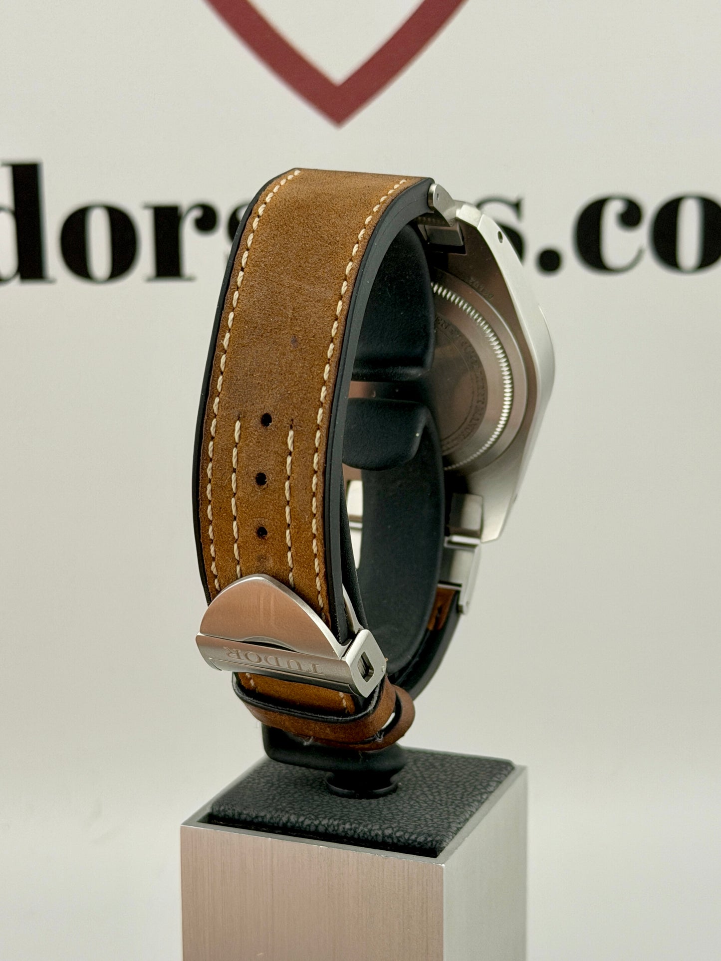 2022 TUDOR P01 42mm 70150 Full Set + Warranty