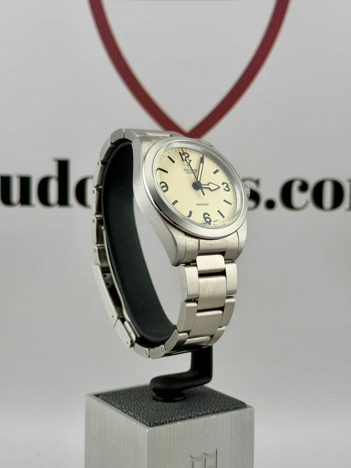 2026 TUDOR Ranger 79930 36mm Dune Dial Full Set Warranty to 2031