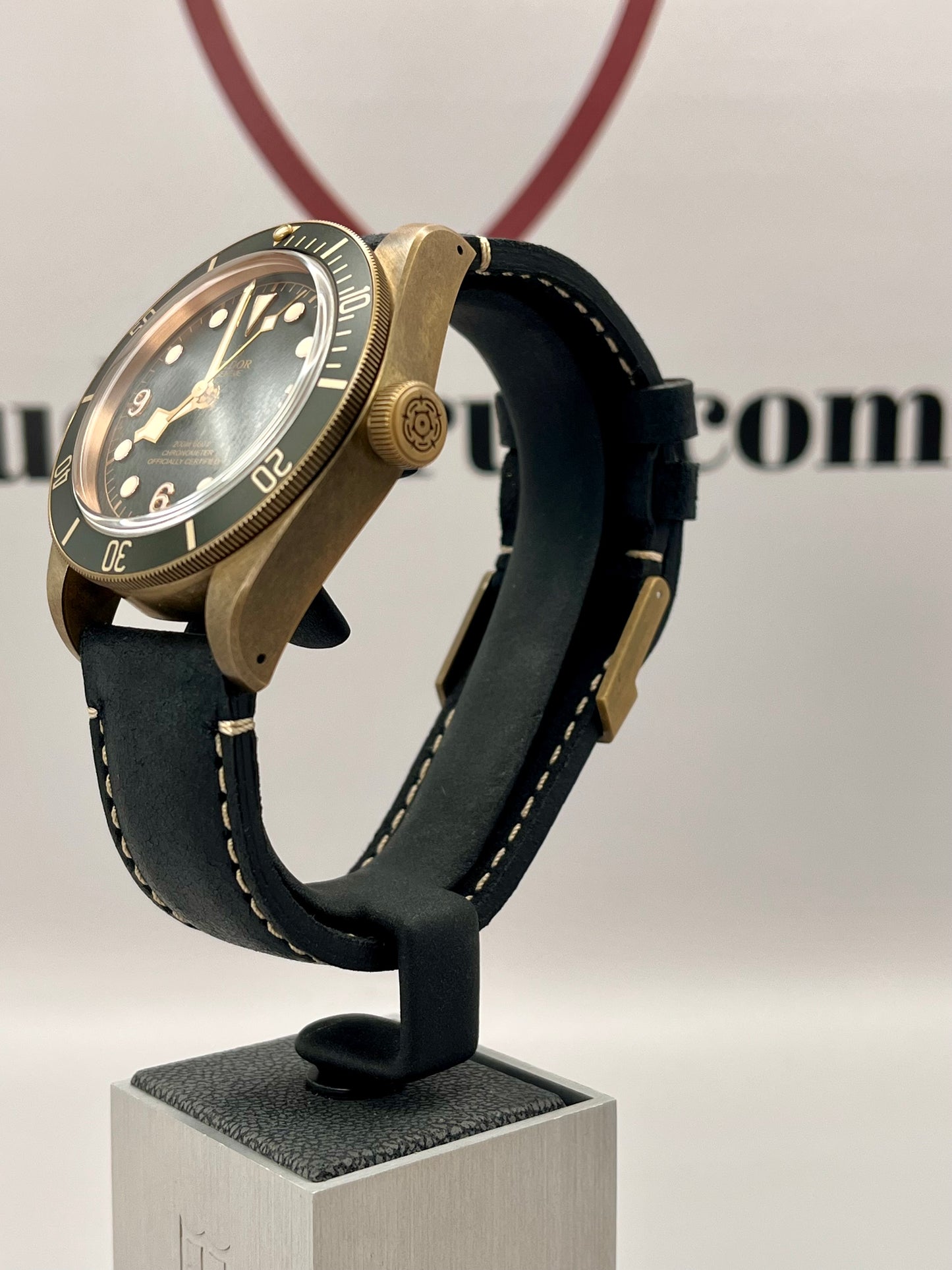 2023 TUDOR Black Bay Bronze - 79250BA - 43mm - Full Set