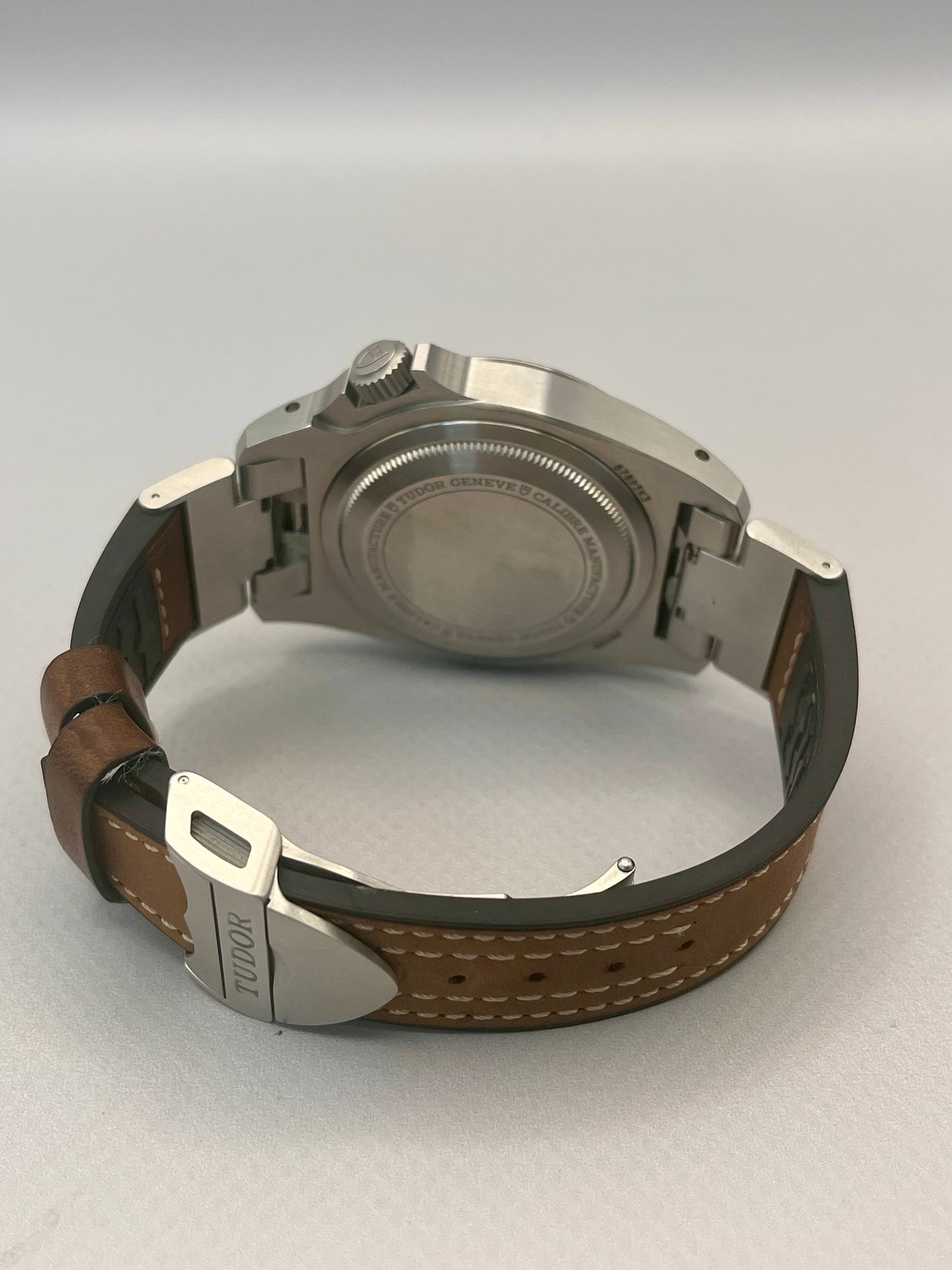 2024 TUDOR Black Bay P01 - 42mm - 70150 - Full Set - Warranty to Apr 2029