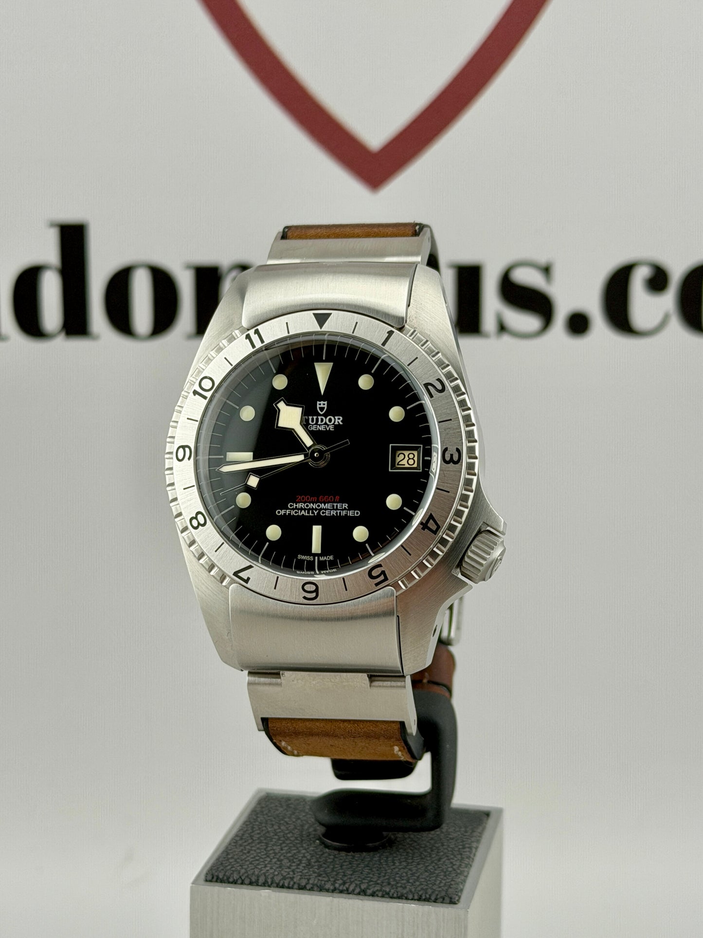 2022 TUDOR P01 42mm 70150 Full Set + Warranty