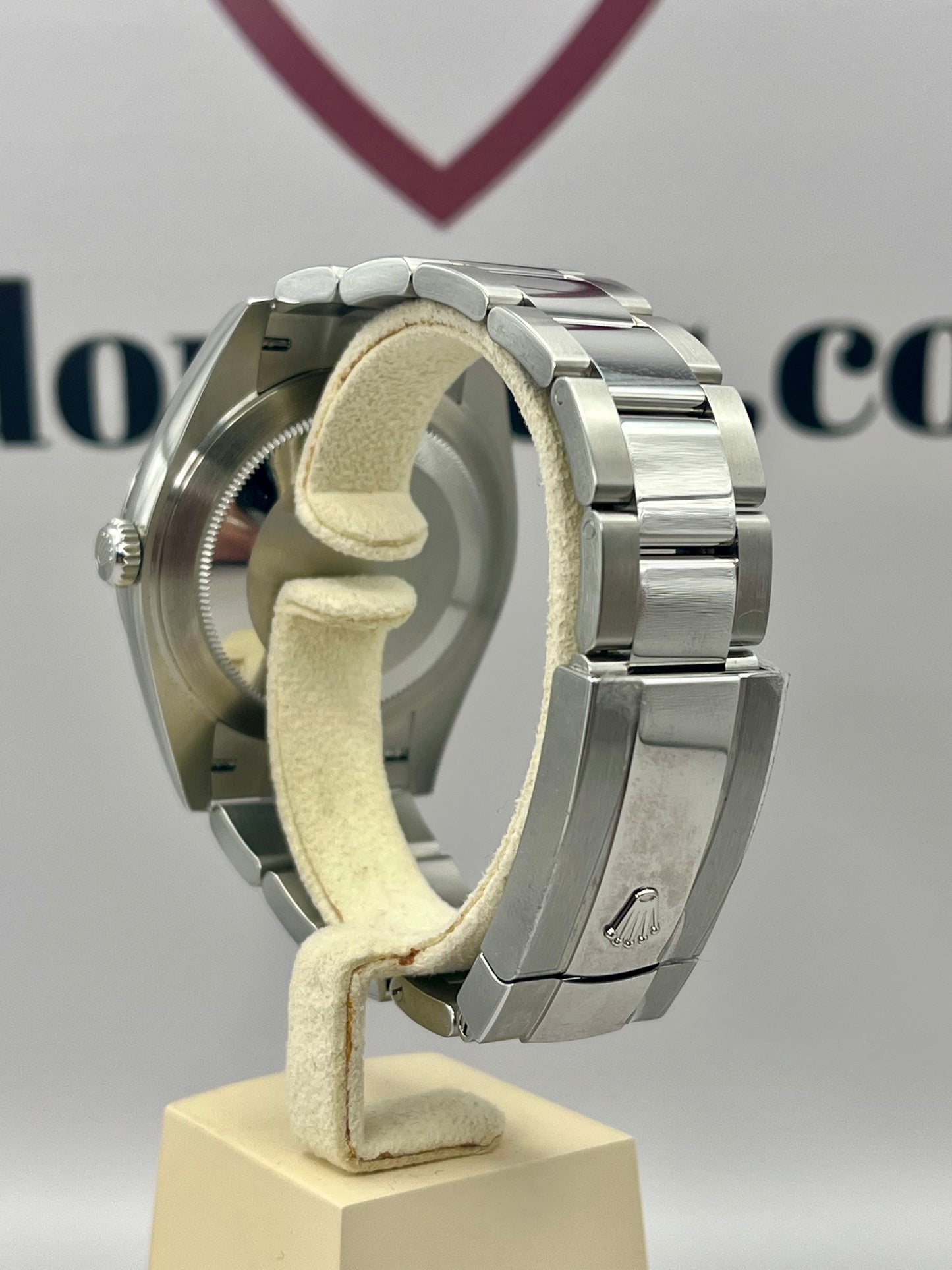 DEC 2025 ROLEX Datejust 41mm 126300 Rhodium Dial Full Set