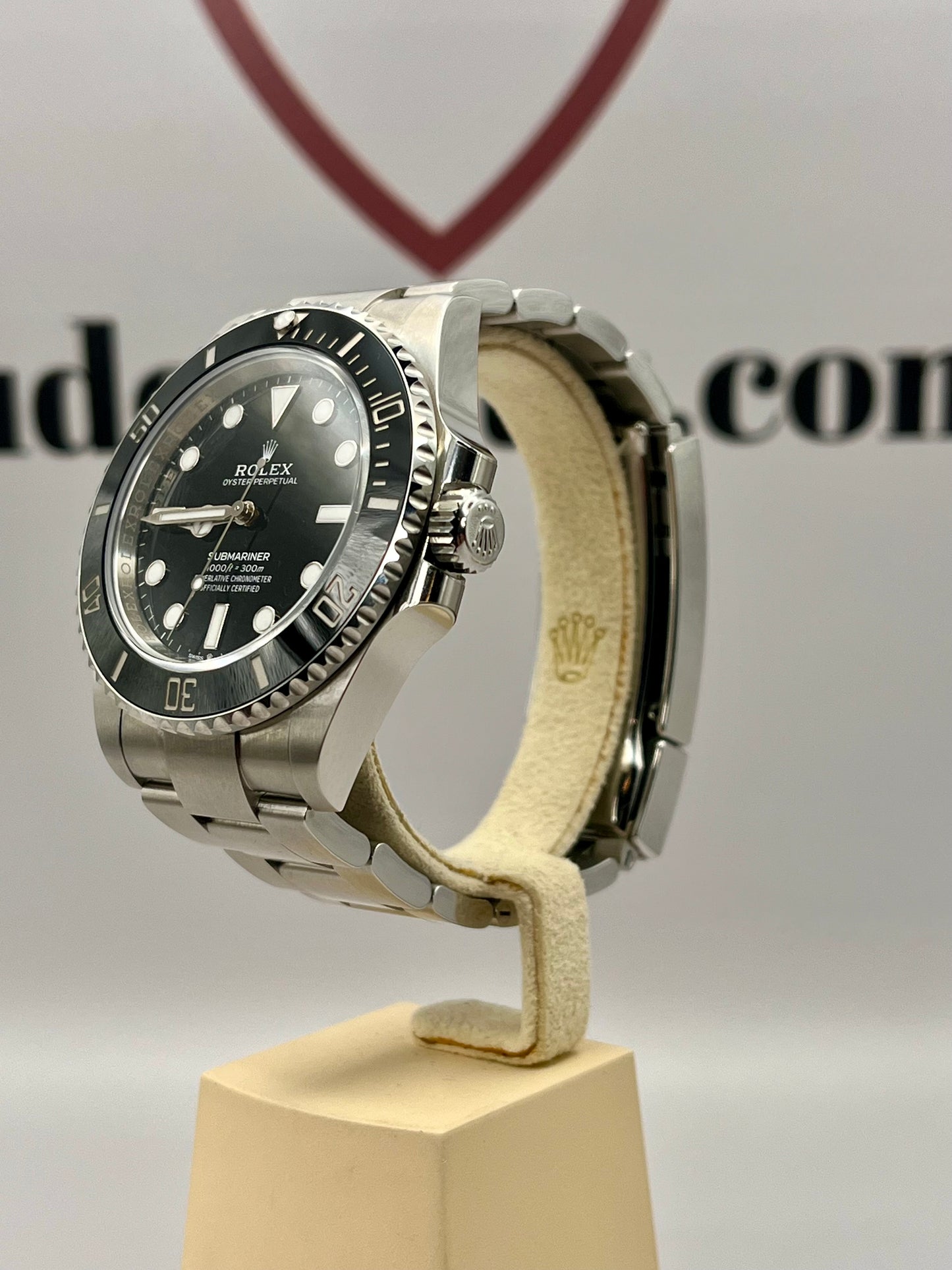 2025 **BRAND NEW** ROLEX Submariner - 124060 - 40 mm - Full Set