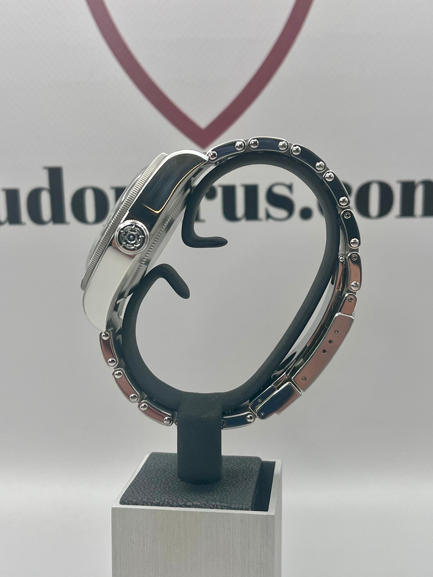 2023 TUDOR Black Bay GMT Pepsi - 41mm - 79830RB - Full Set