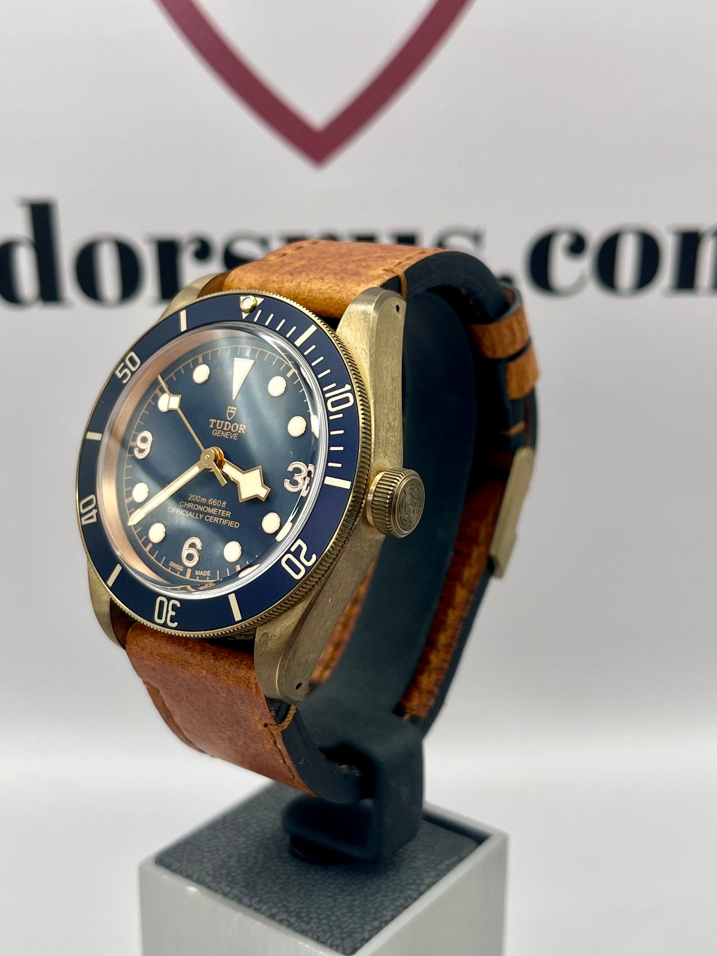 2023 TUDOR Black Bay Bronze Bucherer 79250BB 43mm 2 x OEM Straps