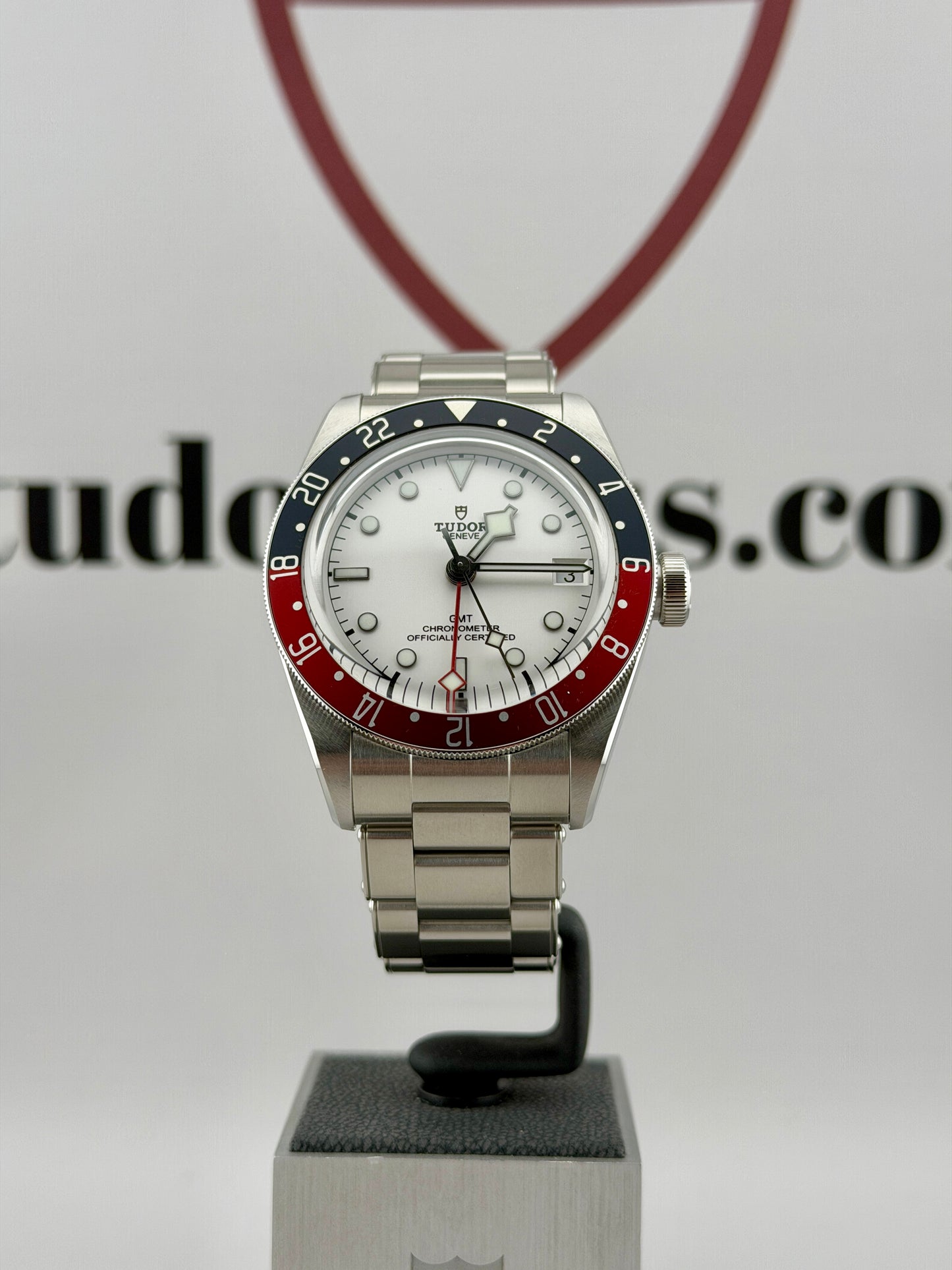 New/Unworn 2026 TUDOR Black Bay GMT Pepsi Polar 41mm 79830RB