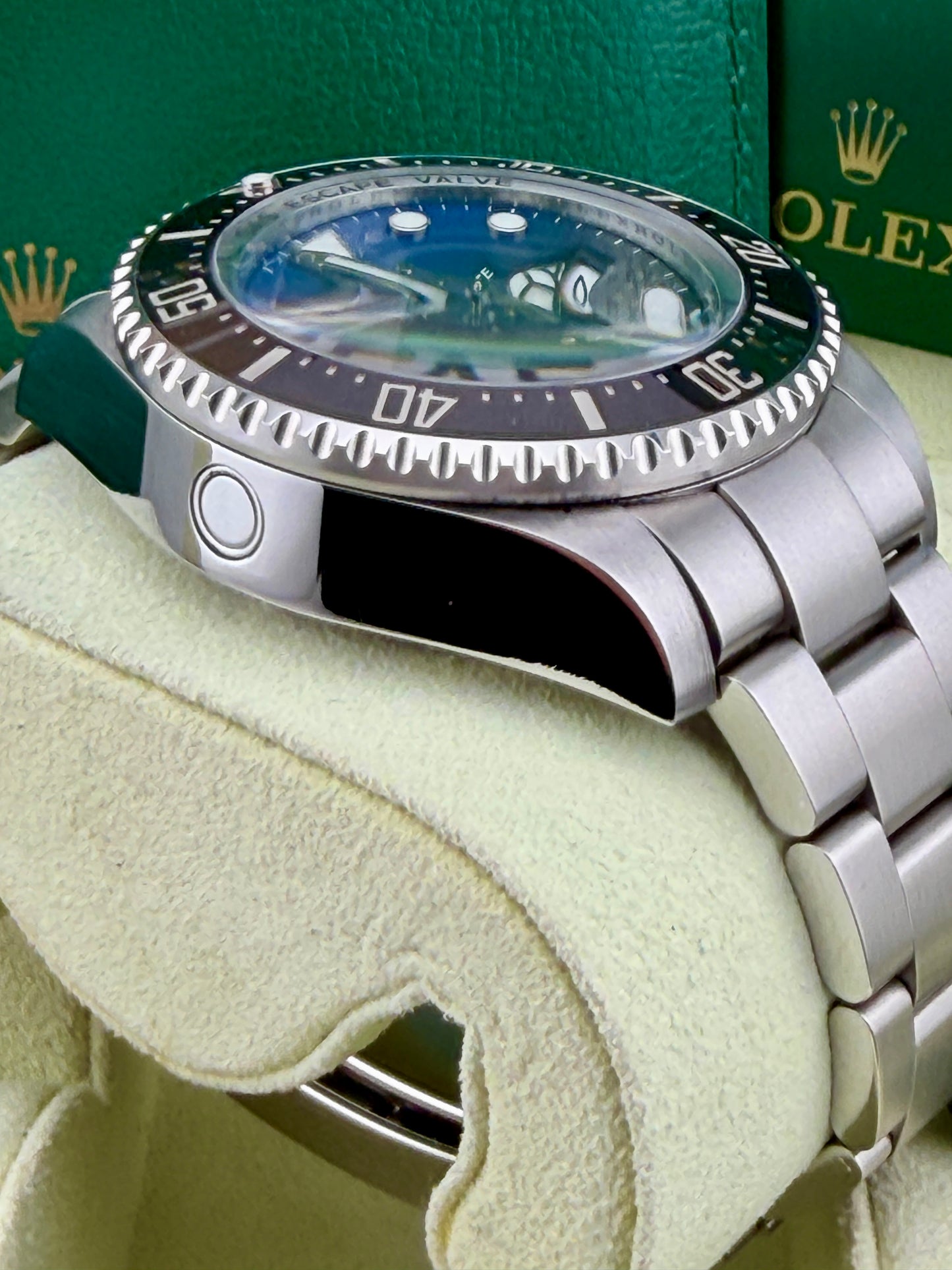 ROLEX SD DeepSea James Cameron 116660 44mm Superb Condition