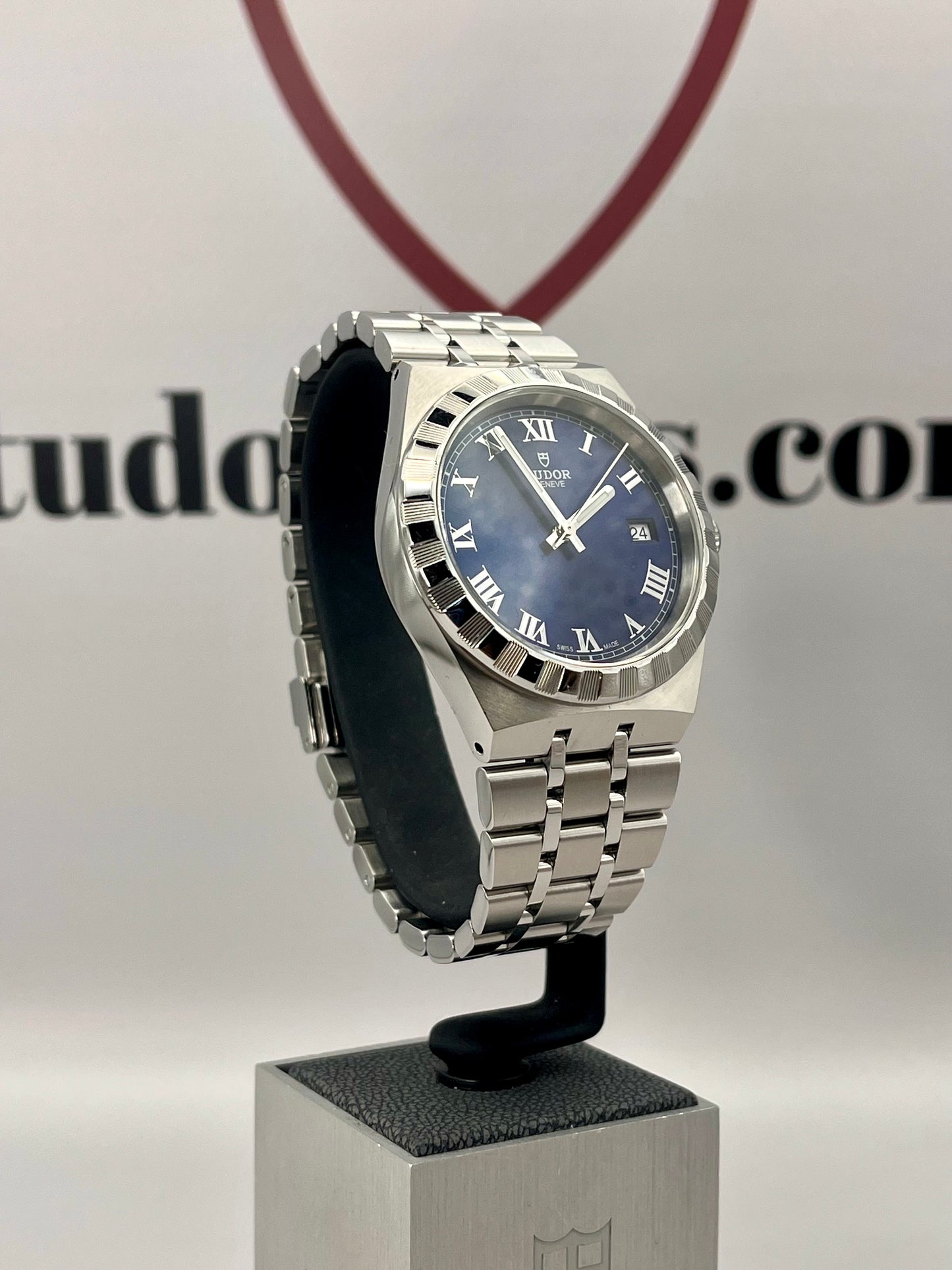 2025 TUDOR Royal 28500 - 38mm - Full Set - Warranty