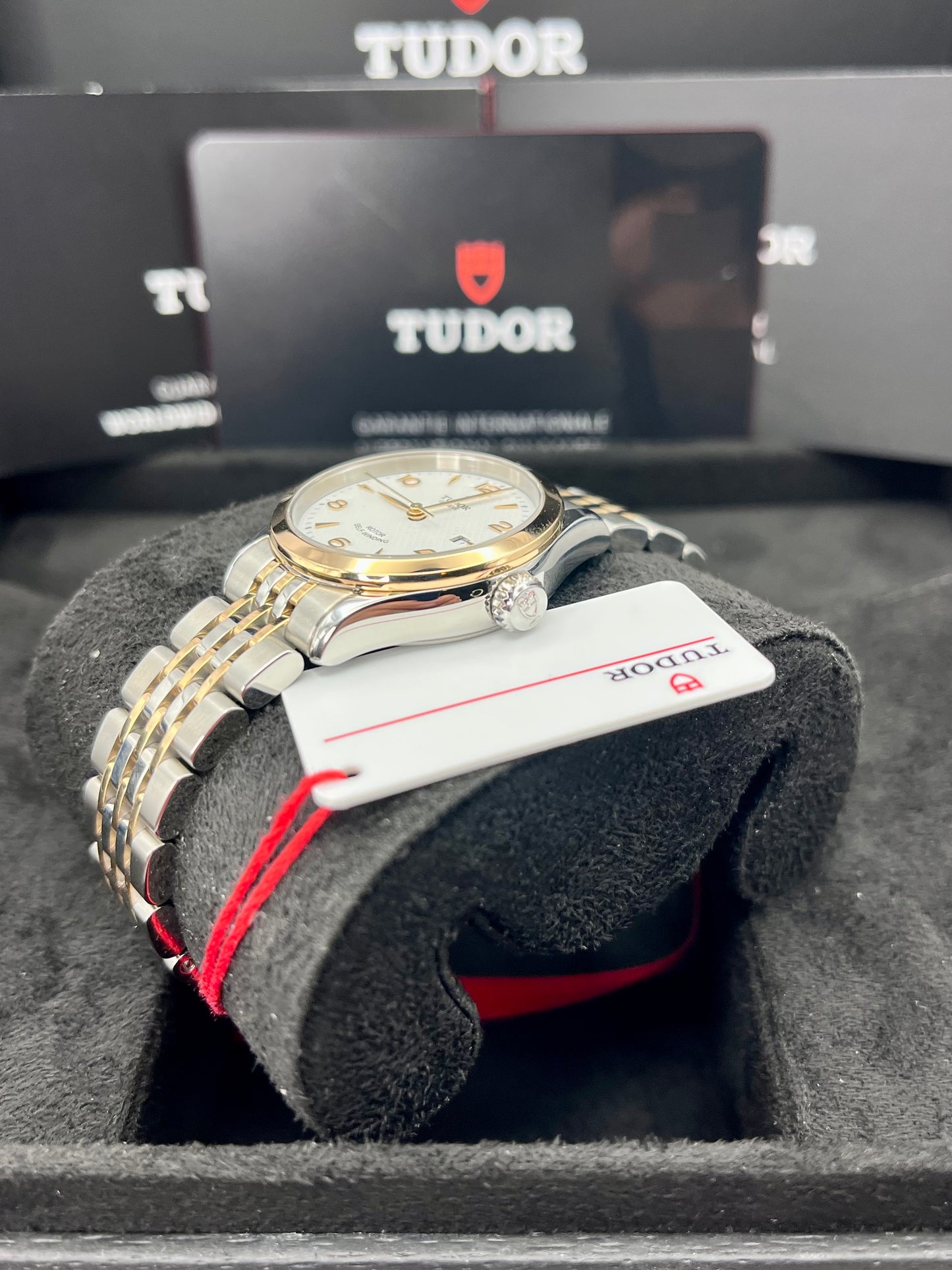 2025 *UNWORN* TUDOR 1926 - 91351 - 28mm - Steel & Rose Gold