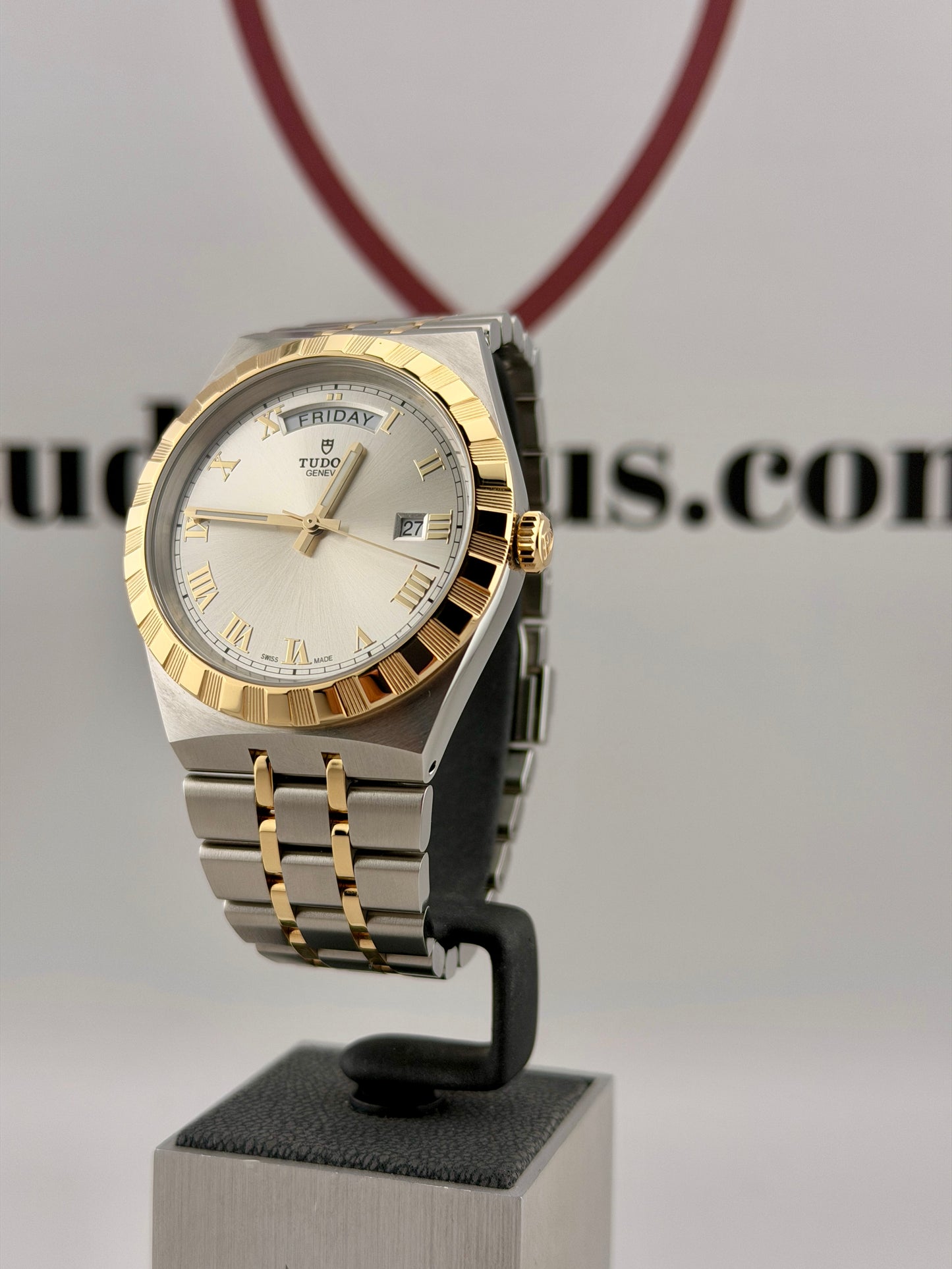 UNWORN Dec 2025 TUDOR Royal Day/Date 28603 Steel & Gold 41mm