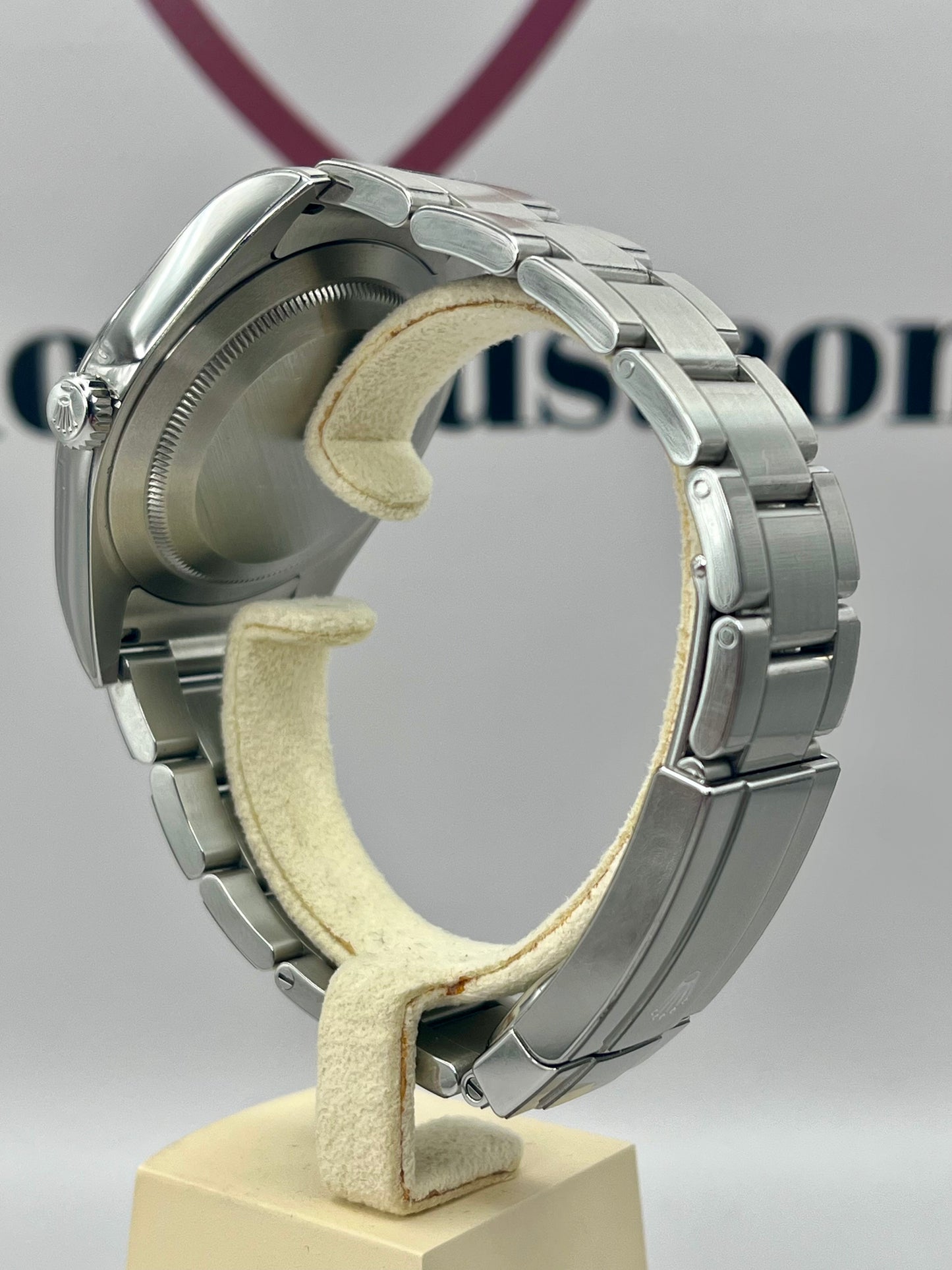 ROLEX Oyster Perpetual Rhodium Dial - 39mm - 114300 - Full Set