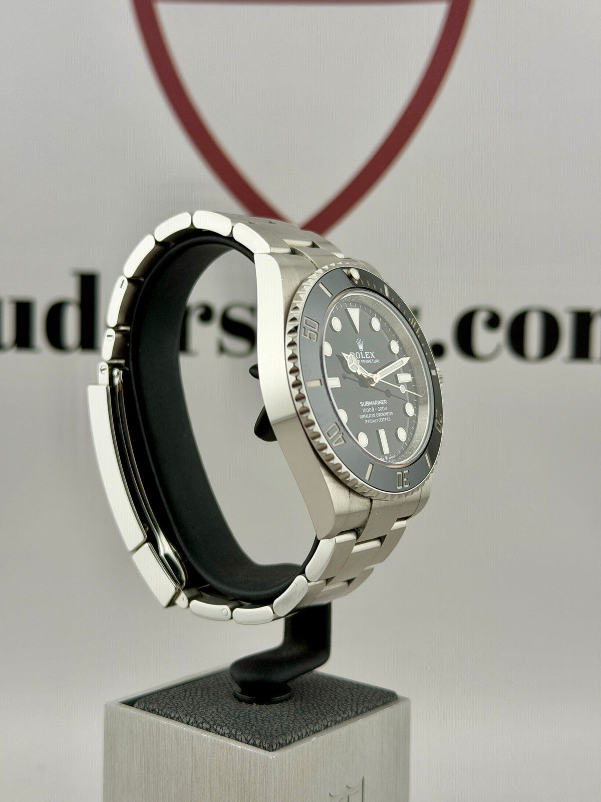 2022 ROLEX Submariner No Date 124060 41mm Full Set