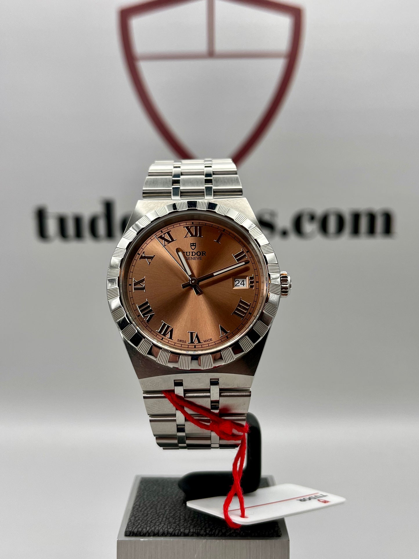 2023 TUDOR Royal Salmon Dial - Ref 28500 - 38mm - Tudor Warranty to Nov 2028
