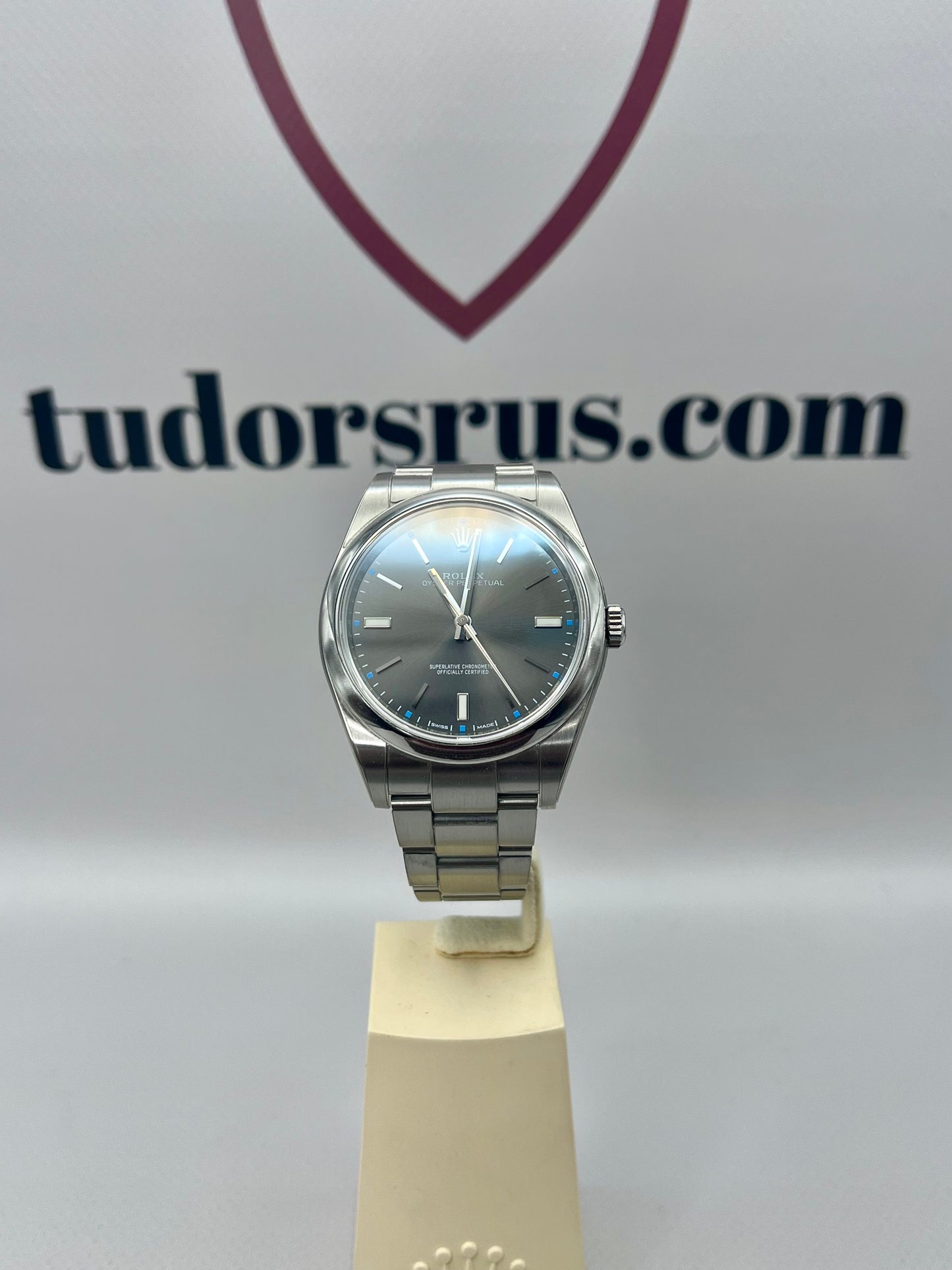 ROLEX Oyster Perpetual Rhodium Dial - 39mm - 114300 - Full Set