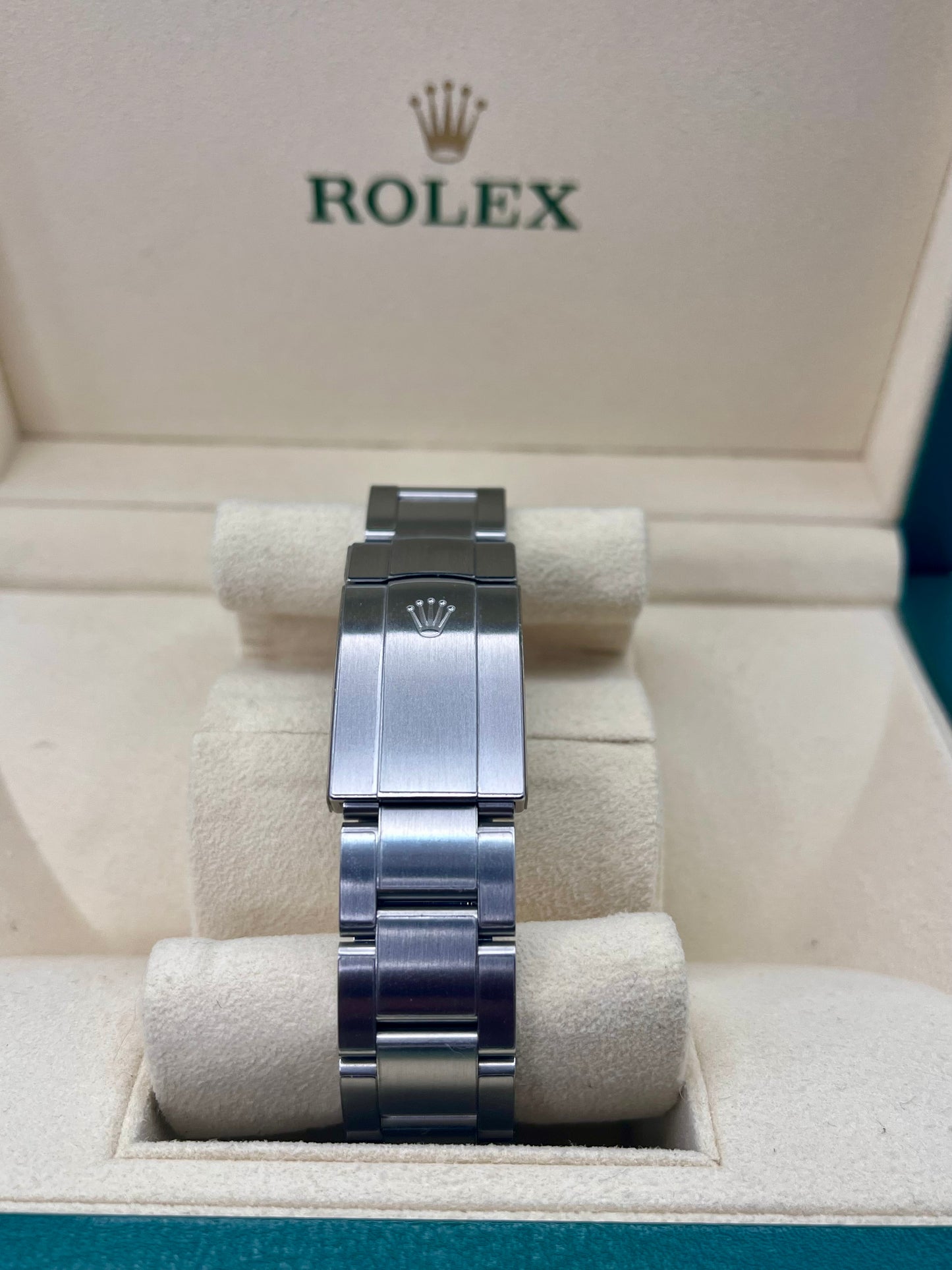 ROLEX Oyster Perpetual Rhodium Dial - 39mm - 114300 - Full Set