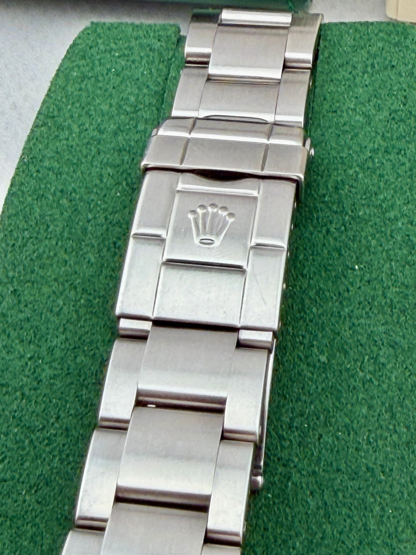 ROLEX Explorer II GMT 40mm Polar Dial ref 16570