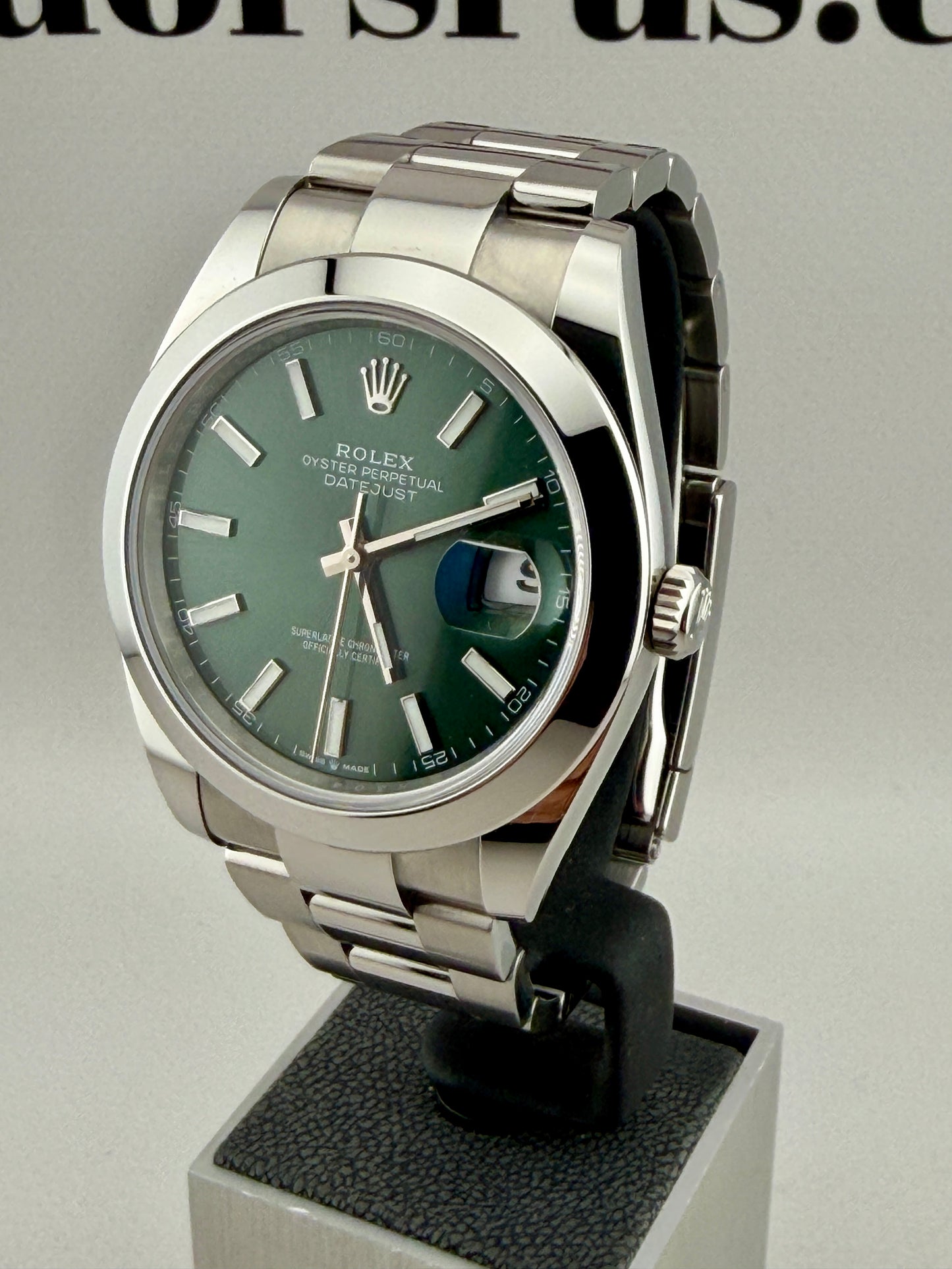 Dec 2025 ROLEX DateJust 41 Mint Dial 126300 41mm Full Set