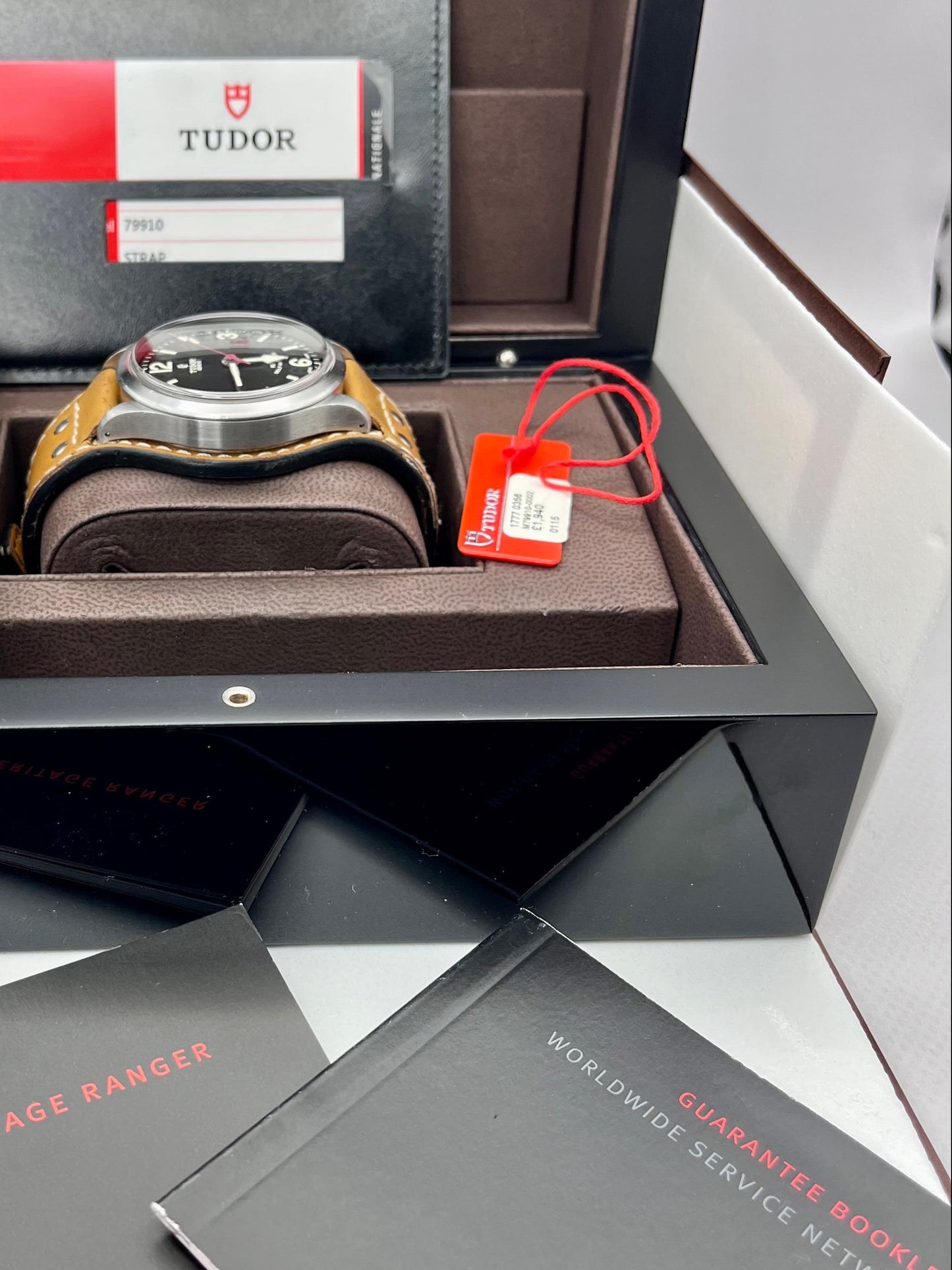 2016 TUDOR Ranger - 79910 - 41mm - Collectable!