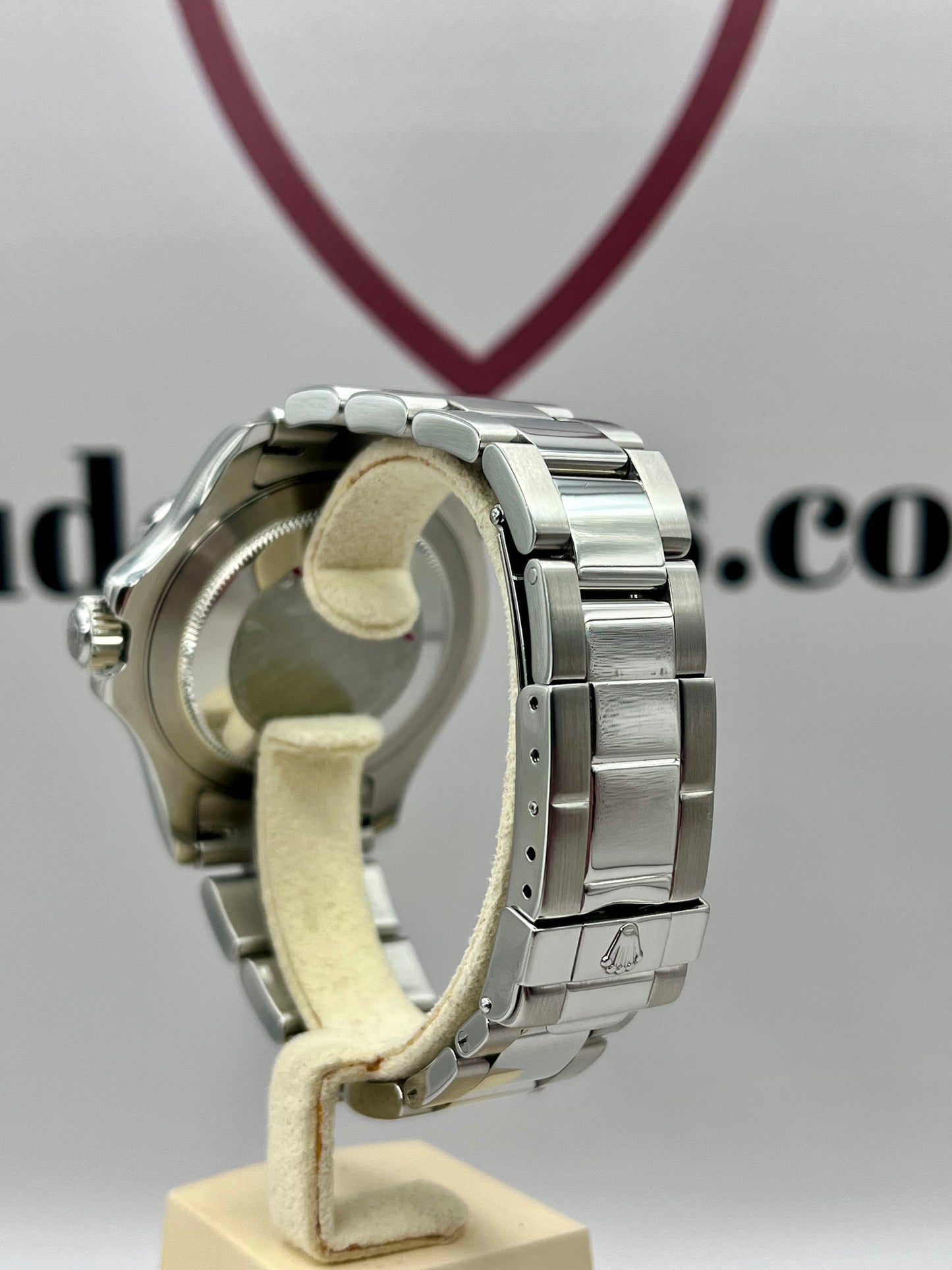 ROLEX Yacht Master 40mm ref 16622 - MINT & Serviced