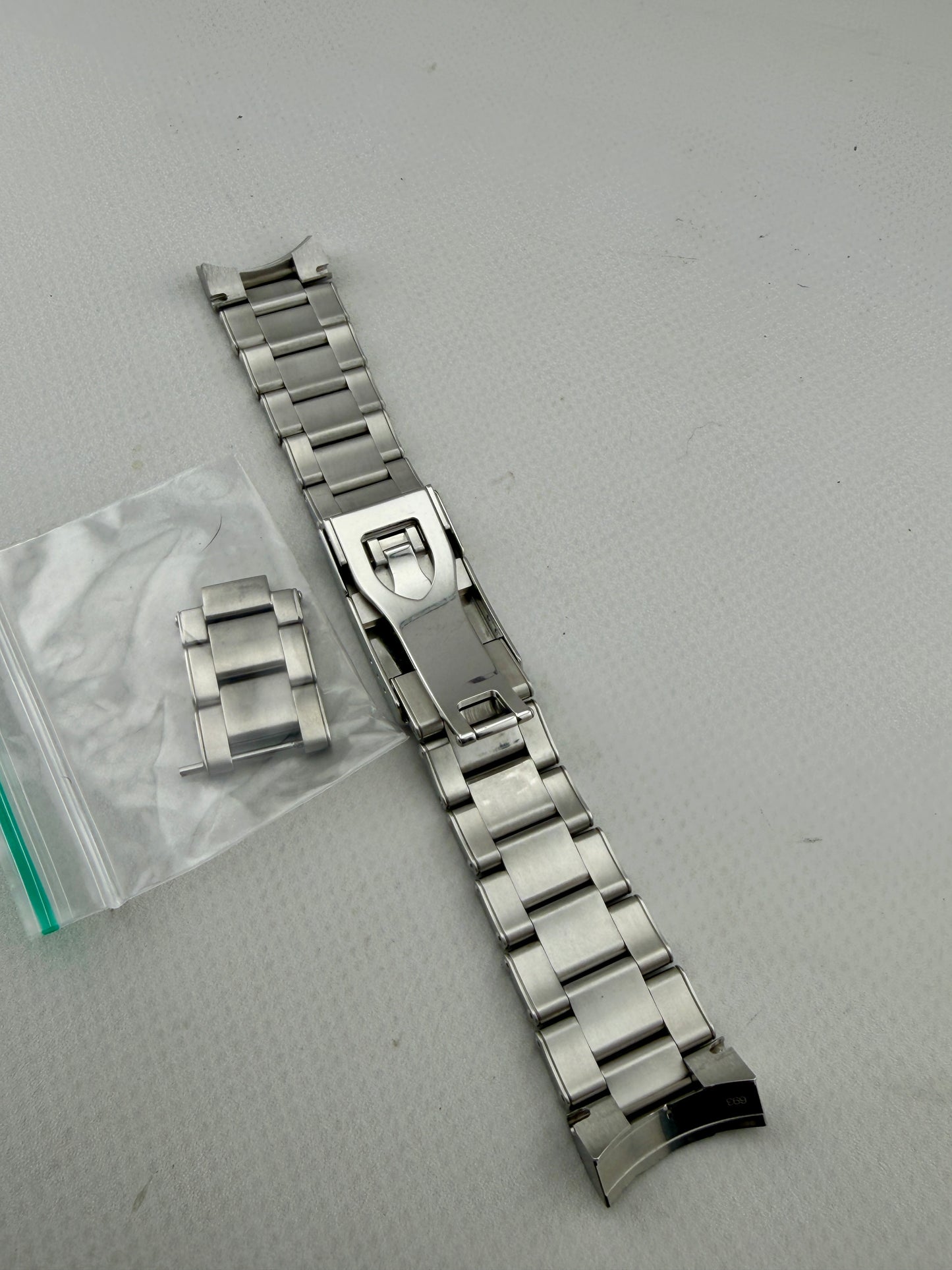 Genuine OEM Tudor Black Bay 22mm Strap + half link included