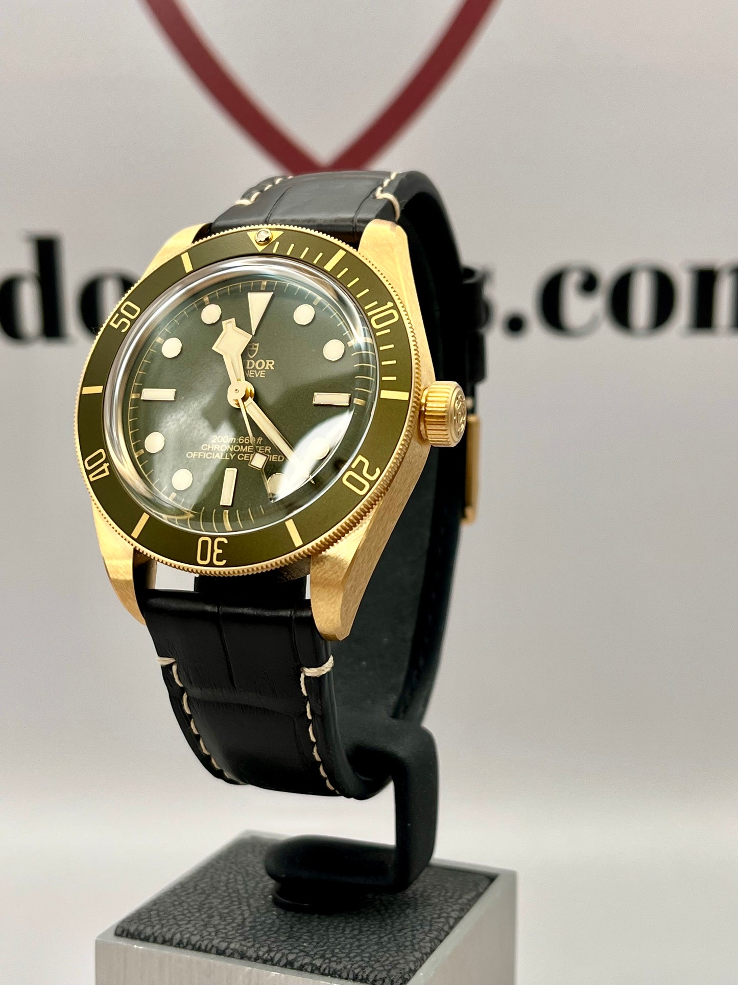 2025 **NEW** TUDOR Black Bay 58 18K - 79018V - 39 mm - Full Set