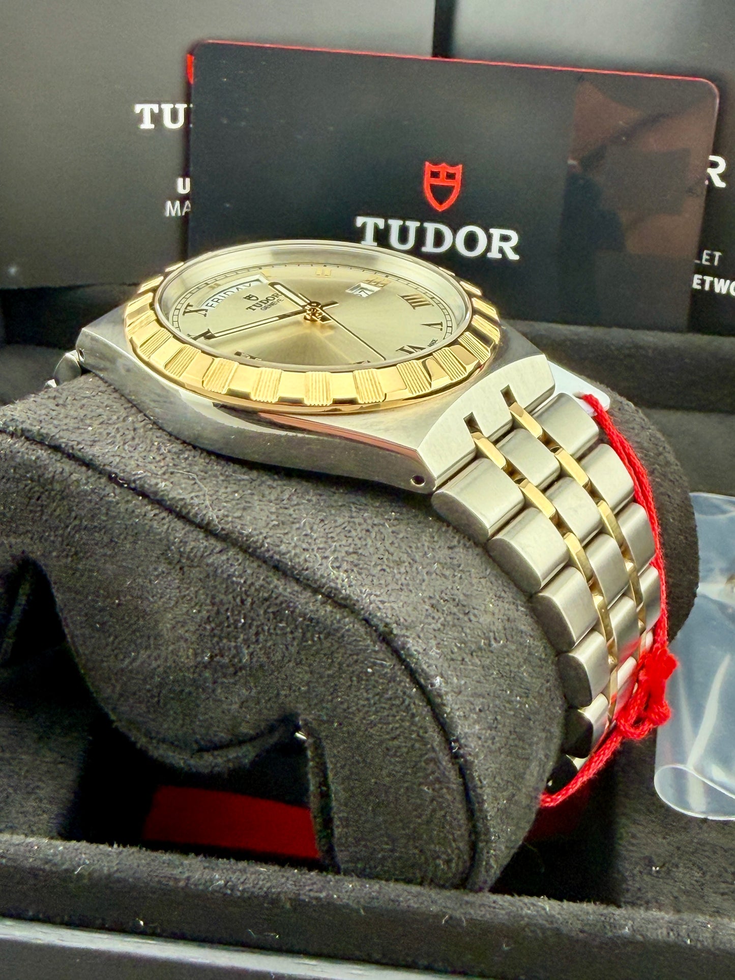 UNWORN Dec 2025 TUDOR Royal Day/Date 28603 Steel & Gold 41mm