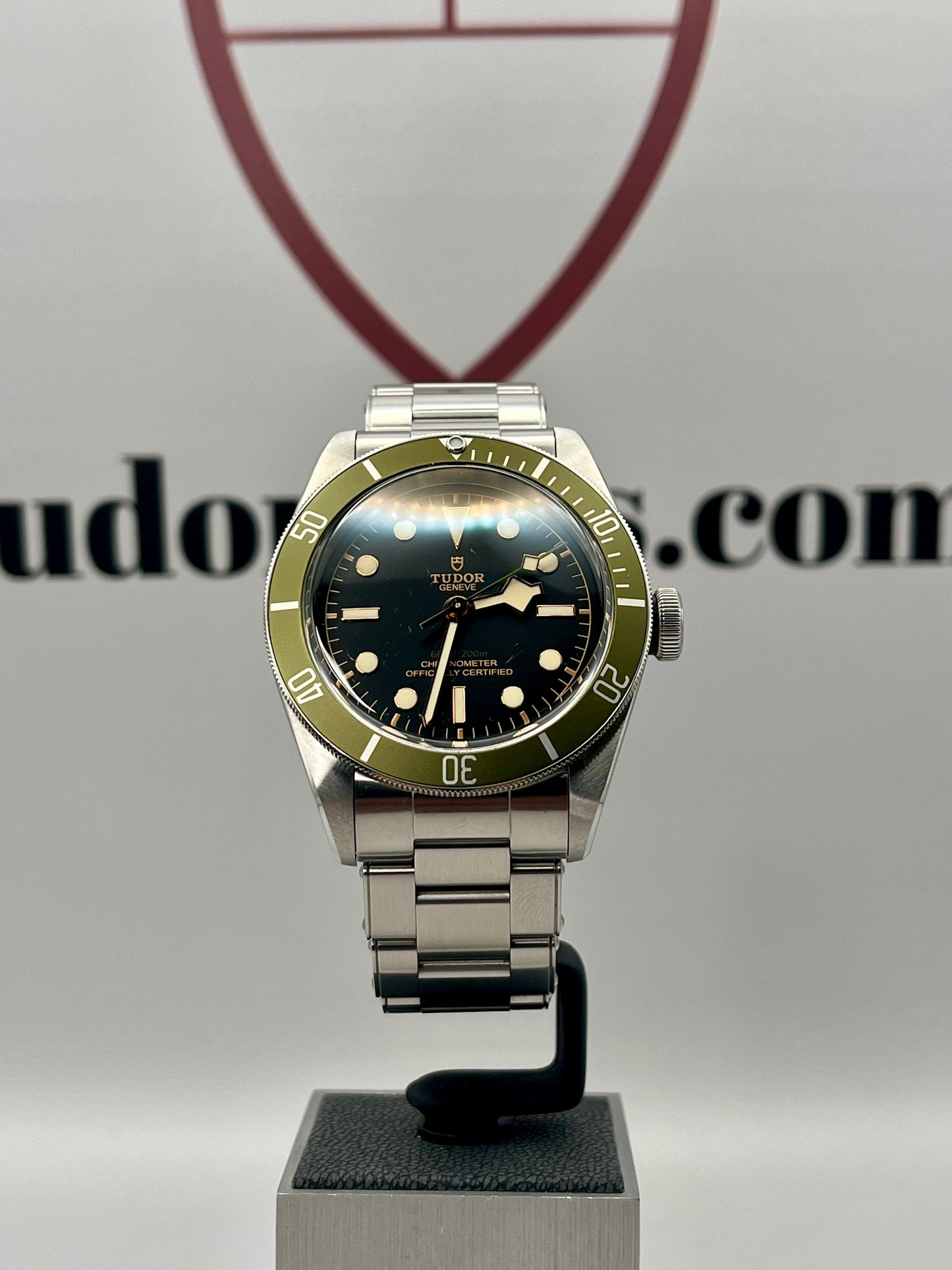 2022 TUDOR Black Bay 79230G 'Harrods' Edition - 41mm - Full Set