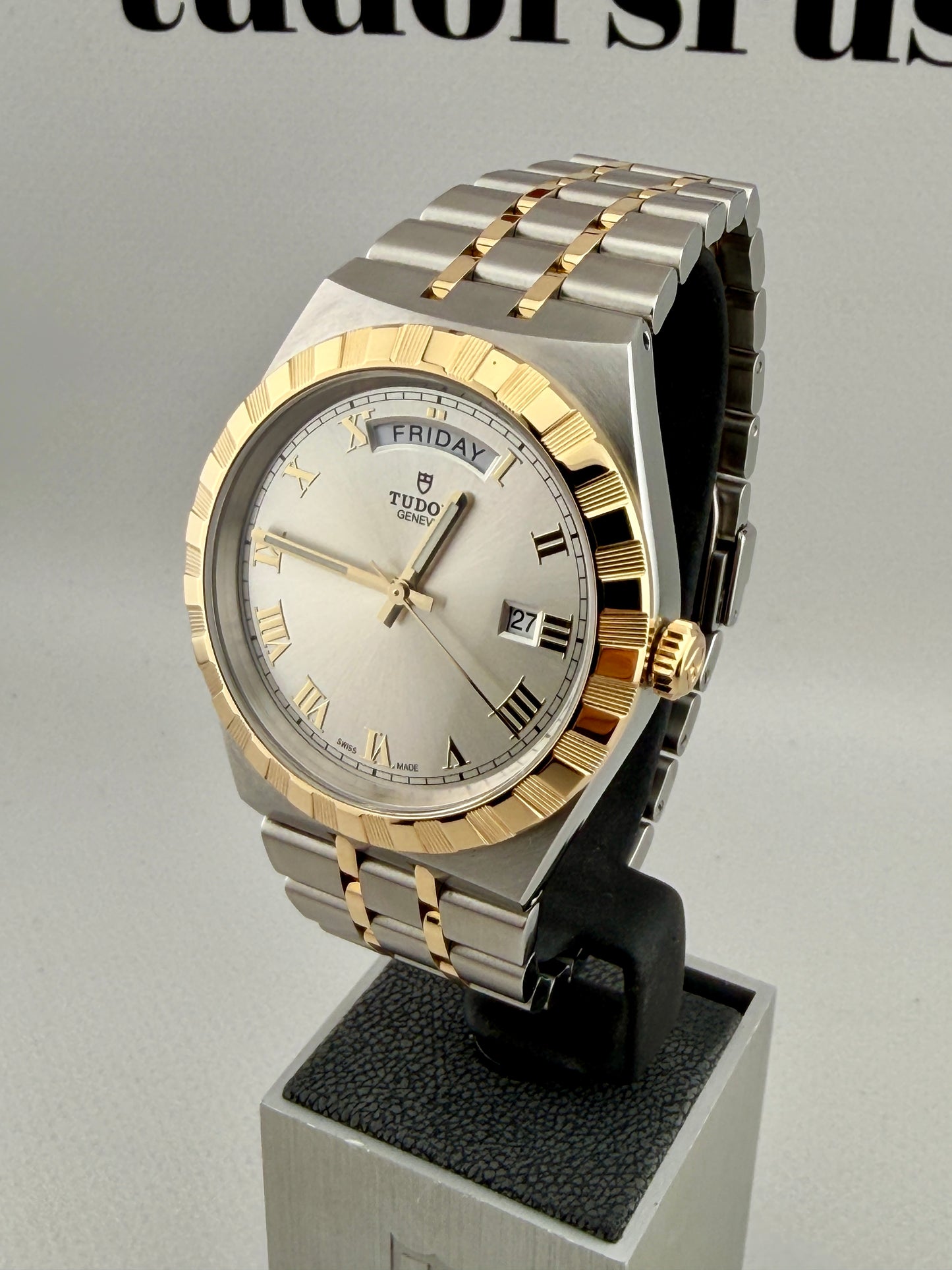 UNWORN Dec 2025 TUDOR Royal Day/Date 28603 Steel & Gold 41mm