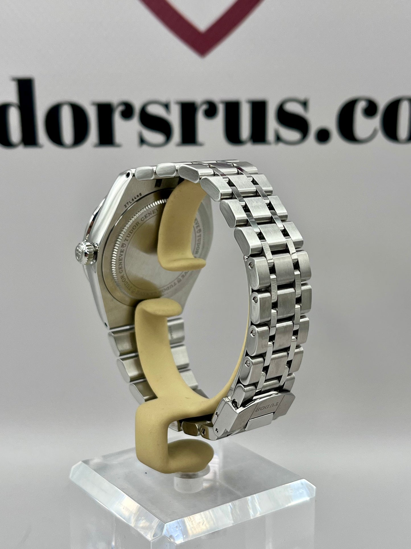 2025 TUDOR Royal 34mm 28400 Full Set Unworn Condition