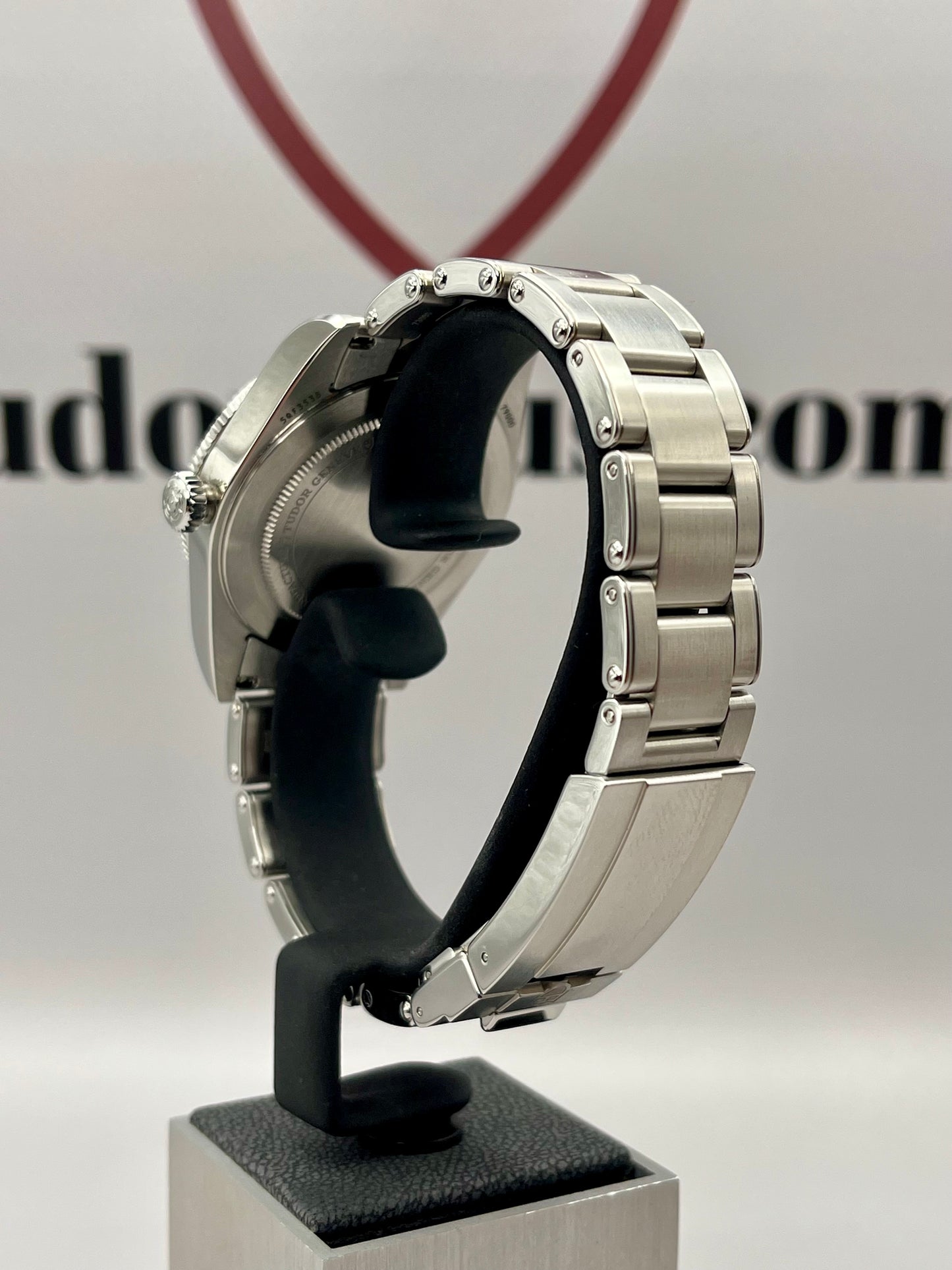 2025 TUDOR Black Bay 54 - 79000 - 37mm - Full Set