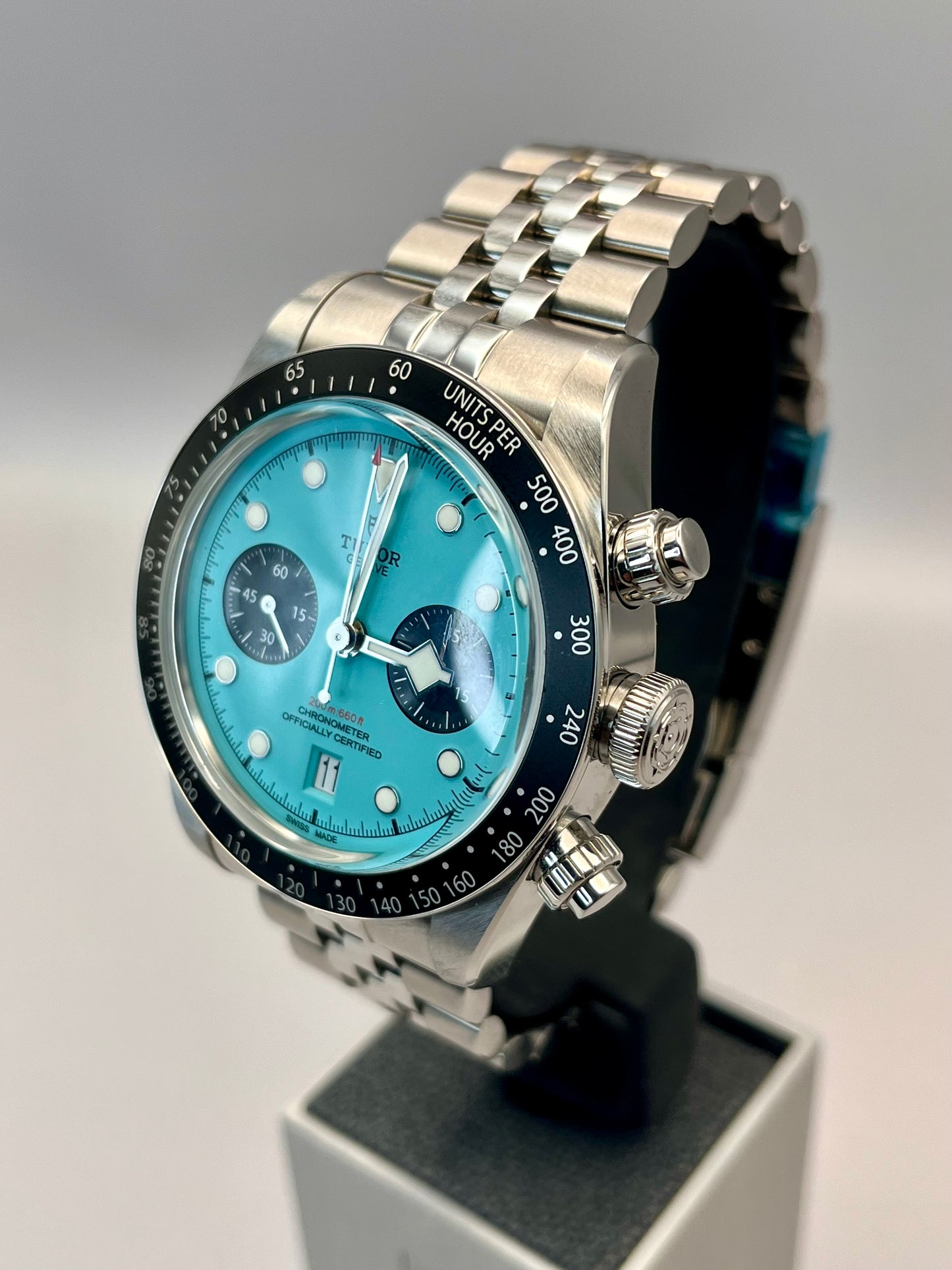 2025 *UNWORN* TUDOR Black Bay Chrono Flamingo - 79360N - 41mm - Full Set