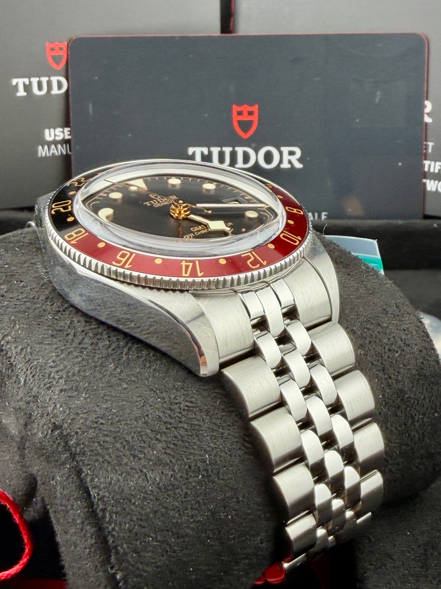 04/2026 TUDOR Black Bay 58 GMT 7939G1A0NRU Jubilee Strap 39mm Full Set