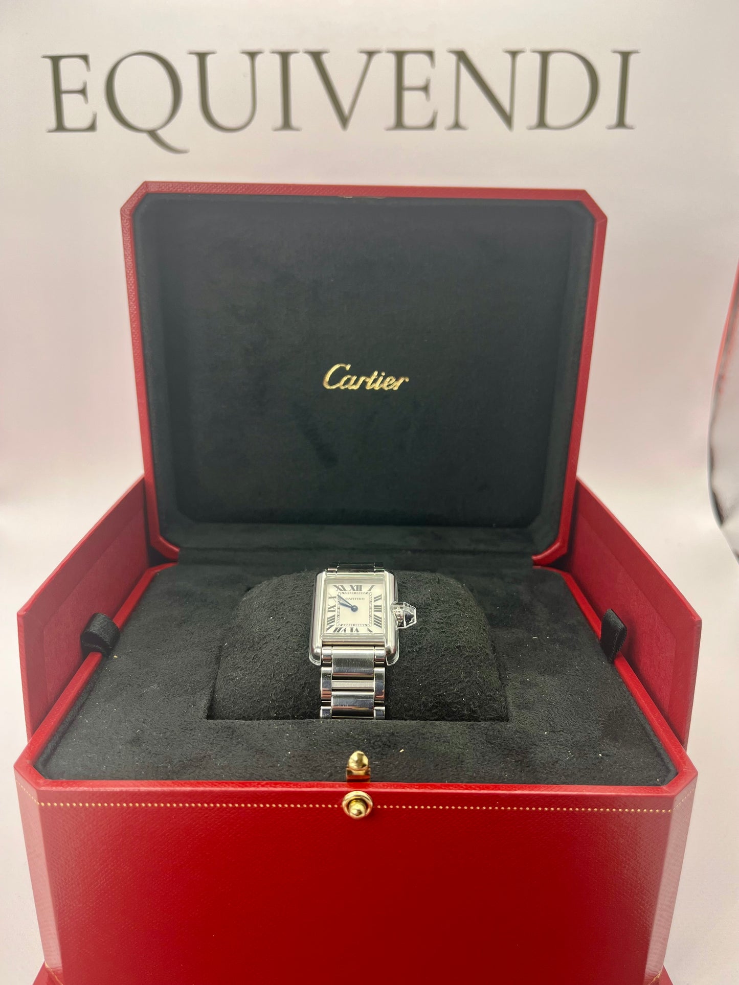 2024 Cartier Must de Cartier Tank Ladies - WSTA0051 - 22mm - Full Set + Warranty