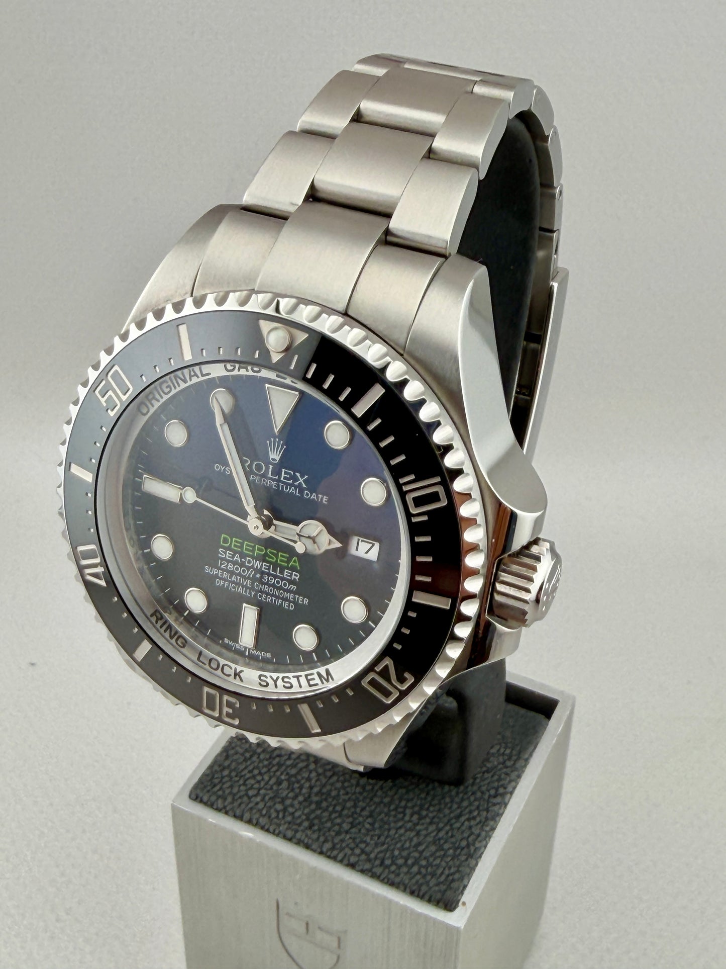 ROLEX SD DeepSea James Cameron 116660 44mm Superb Condition