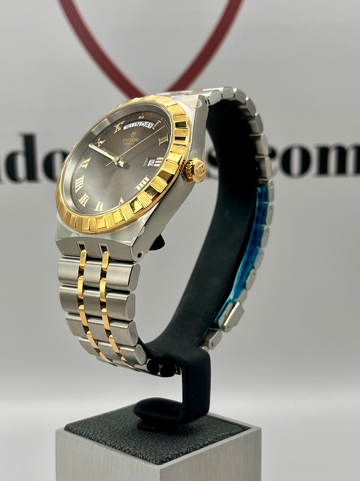 2025 *UNWORN* TUDOR Royal Day Date - 28603 - 41mm - Choc Dial