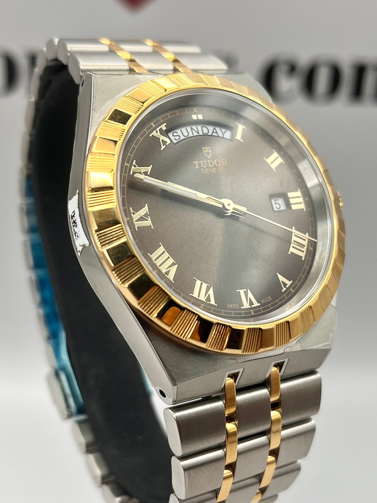 2025 *UNWORN* TUDOR Royal Day Date - 28603 - 41mm - Choc Dial