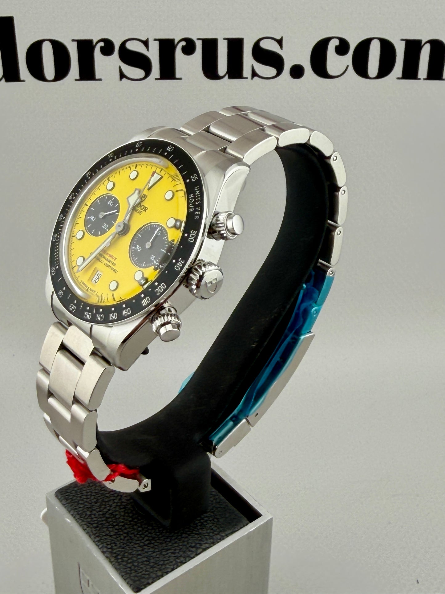 New Release TUDOR Black Bay Chrono Bumblebee 39mm Full Set